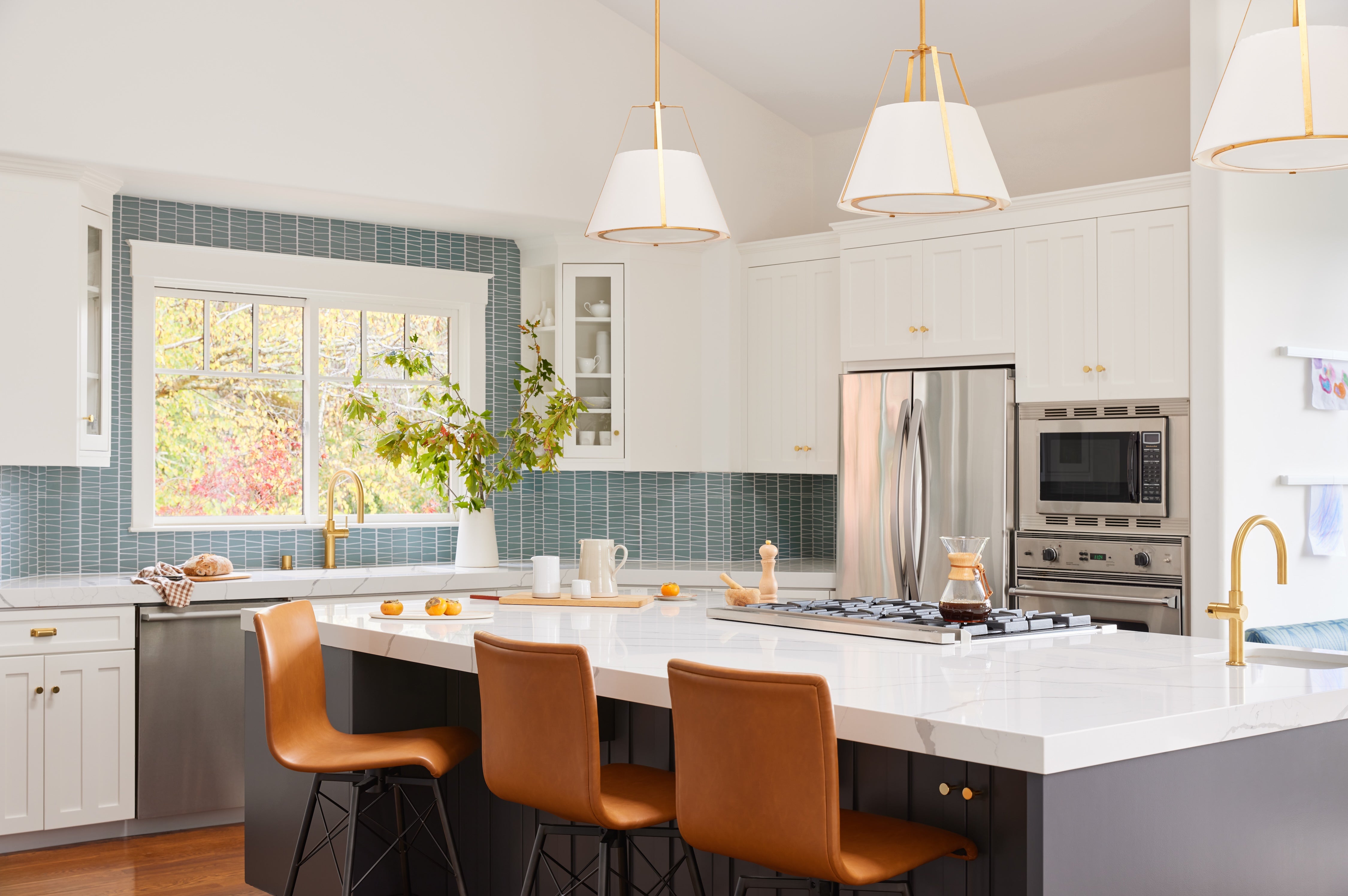 Modern River Rock Kitchen Backsplash