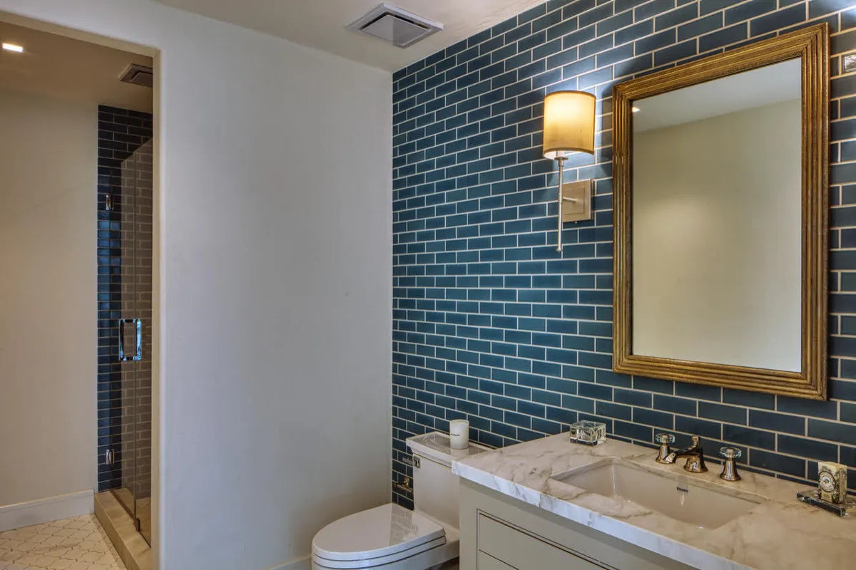 2018_img_residential_alisa_block_arch_bathroom_shower_surround_floor_offset_mayan_blue_2x6_ceramic_calcite_paseo_shower_pan_bullnose_trim_FC230315_1_caribbean.jpg