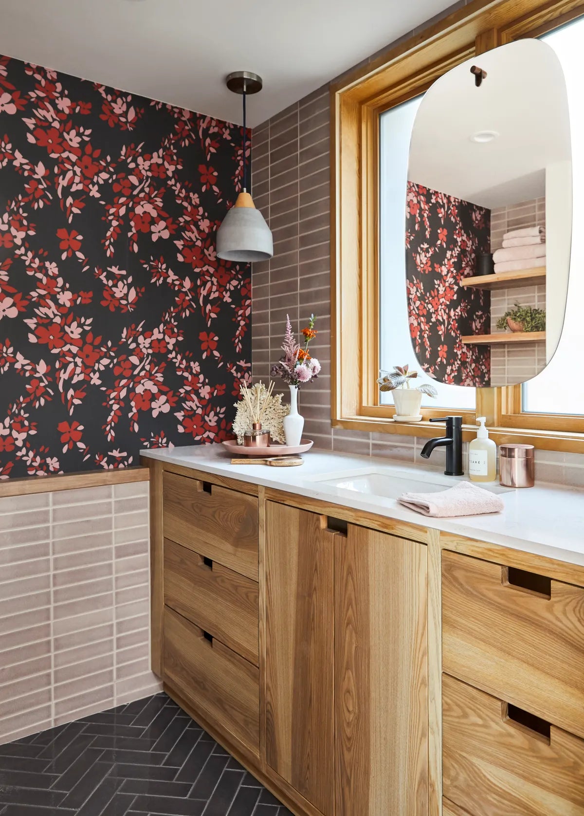 2018 Img Residential Hi Res Rights Kim Cornelison Design And Photo Bathroom Wainscott Walls Ceramic Mushroom 2X8 Straight Stack Front Range Brick Herringbone Floor Vanity Backsplash Walls Better Homes Garden Fc232150 1