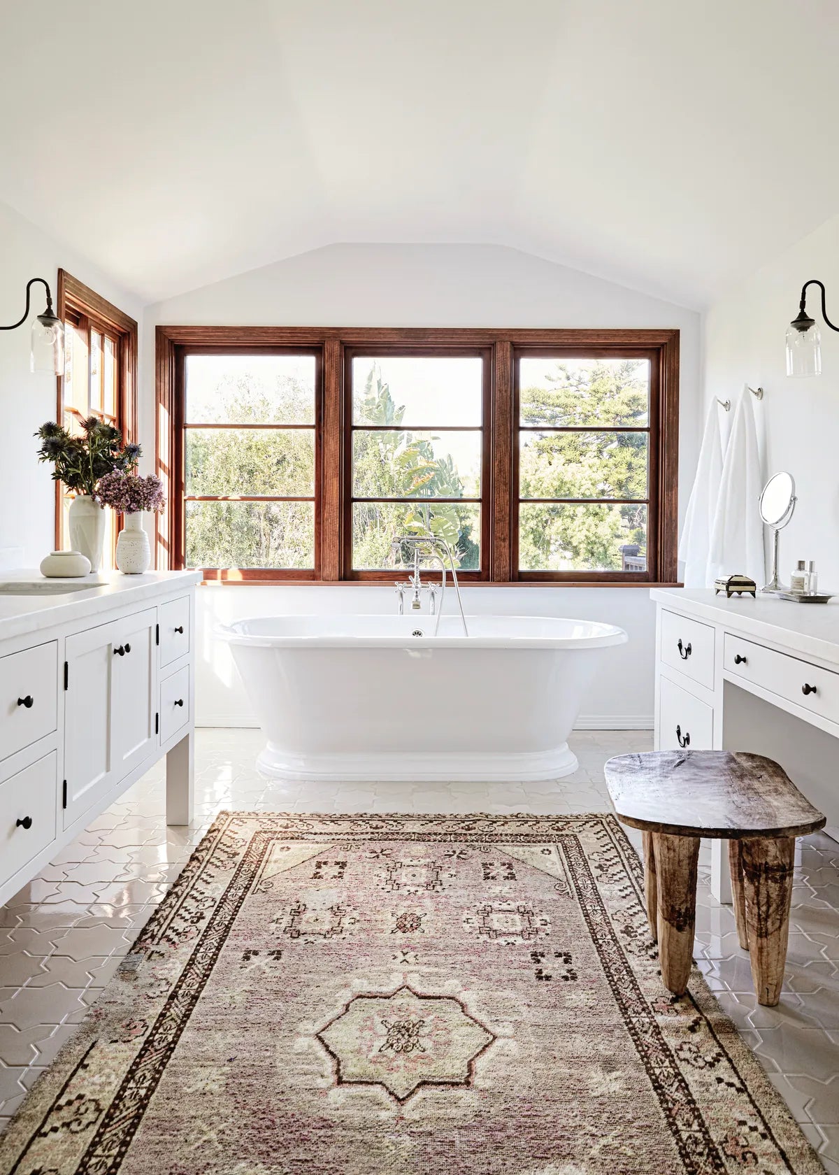 2019 Img Hi Res Rights Katie Hodges Design Jenna Peffley Photo Bathroom Shower Floor Pan Large Star And Cross Sand Dune 4X8 Curb Fc279424 2