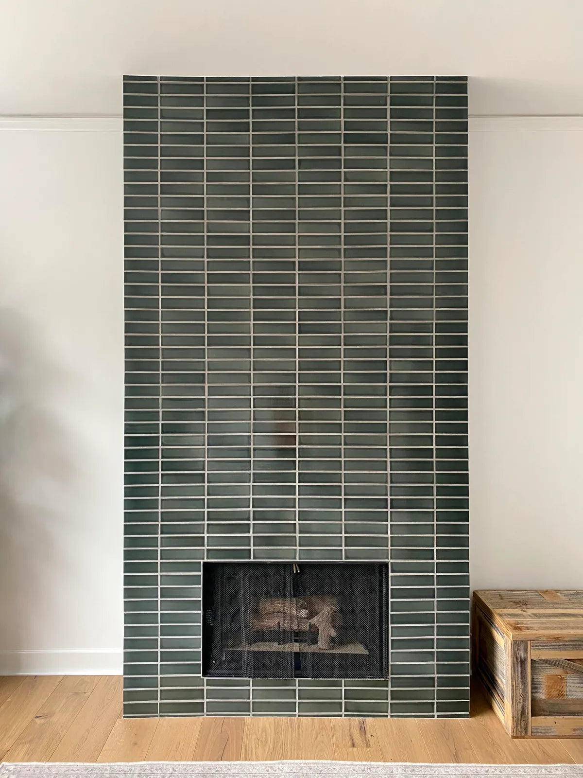 2019 Img Residential Fireplace Loch Ness Tempest Fireplace Surround Ceramic 2X8 Straight Stack Glazed Edge Trim Fc313105 3