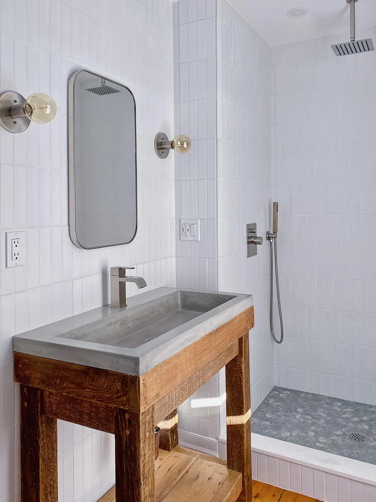 2020 IMG lo res quynh dang photo web use bathroom quickship calcite 2x8 verticle straight set white grout FC 439504