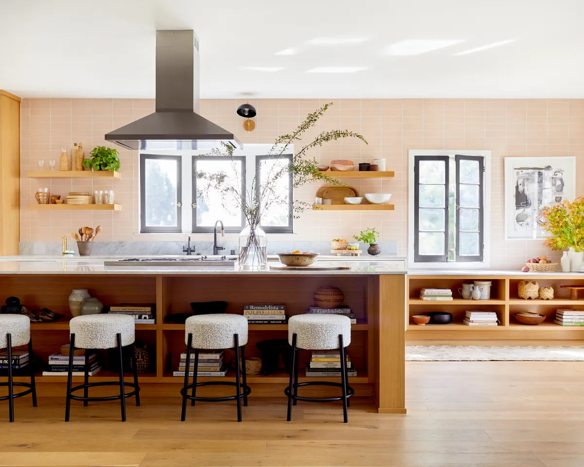 2020 Img Residential Full Rights Influencer Jaclyn Johnson Design Ginny Macdonald Photo Sara Tramp Styling Cj Sandgren Kitchen Backsplash Tile Horizontal Straight Set 3X9 Tumbleweed Full 8 Fc373285