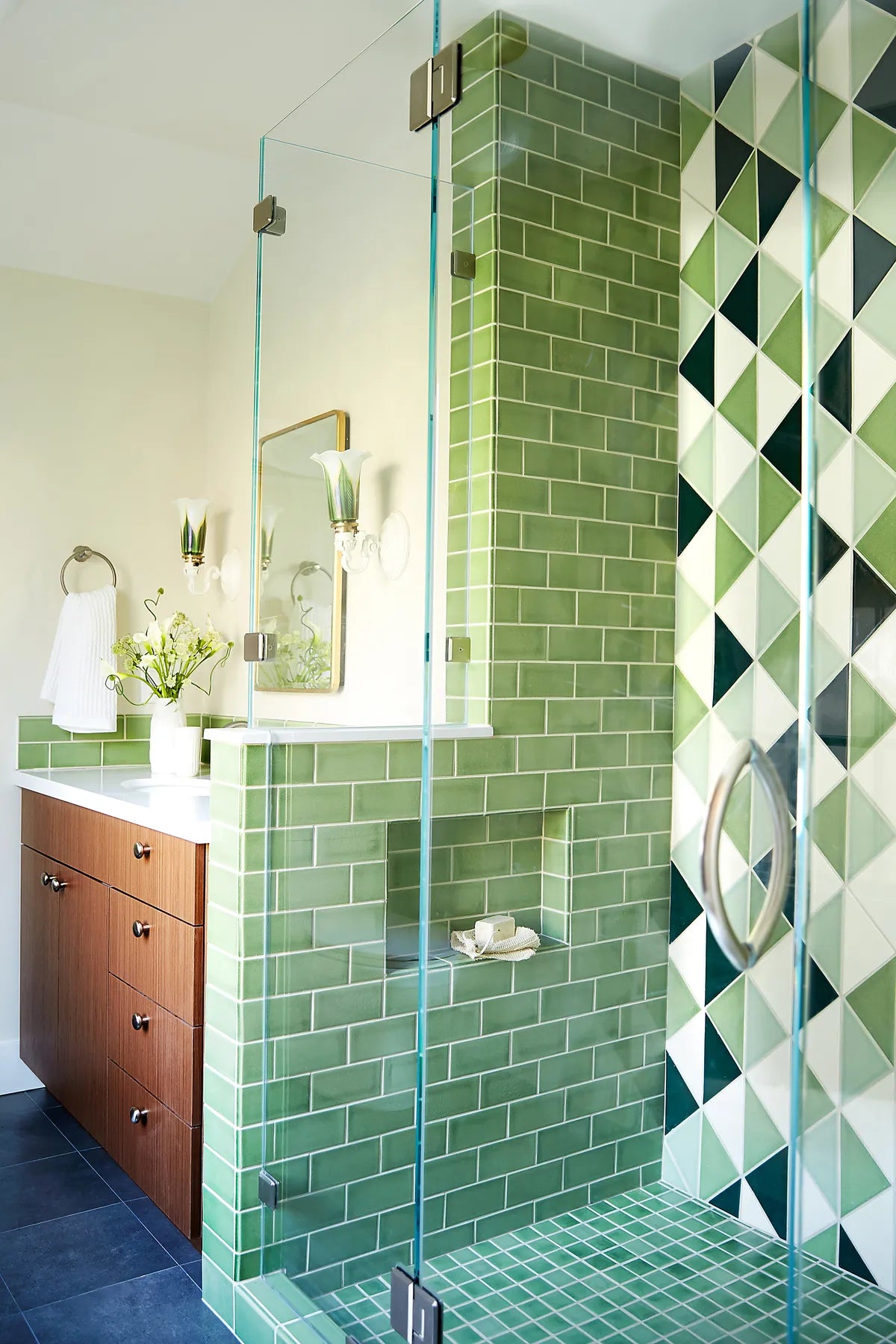 2020 Img Residential Hi Res Rights Designer Ellen Nystrom Photo Liz Daly Bathroom Tile 3X6 Offset Basil Kelp Bullnose 2X2 Mosaic Shower Pan Triangle 6 Ultra Cream Magnolia Celadon Seedling Venetian Evergreen Fc278712