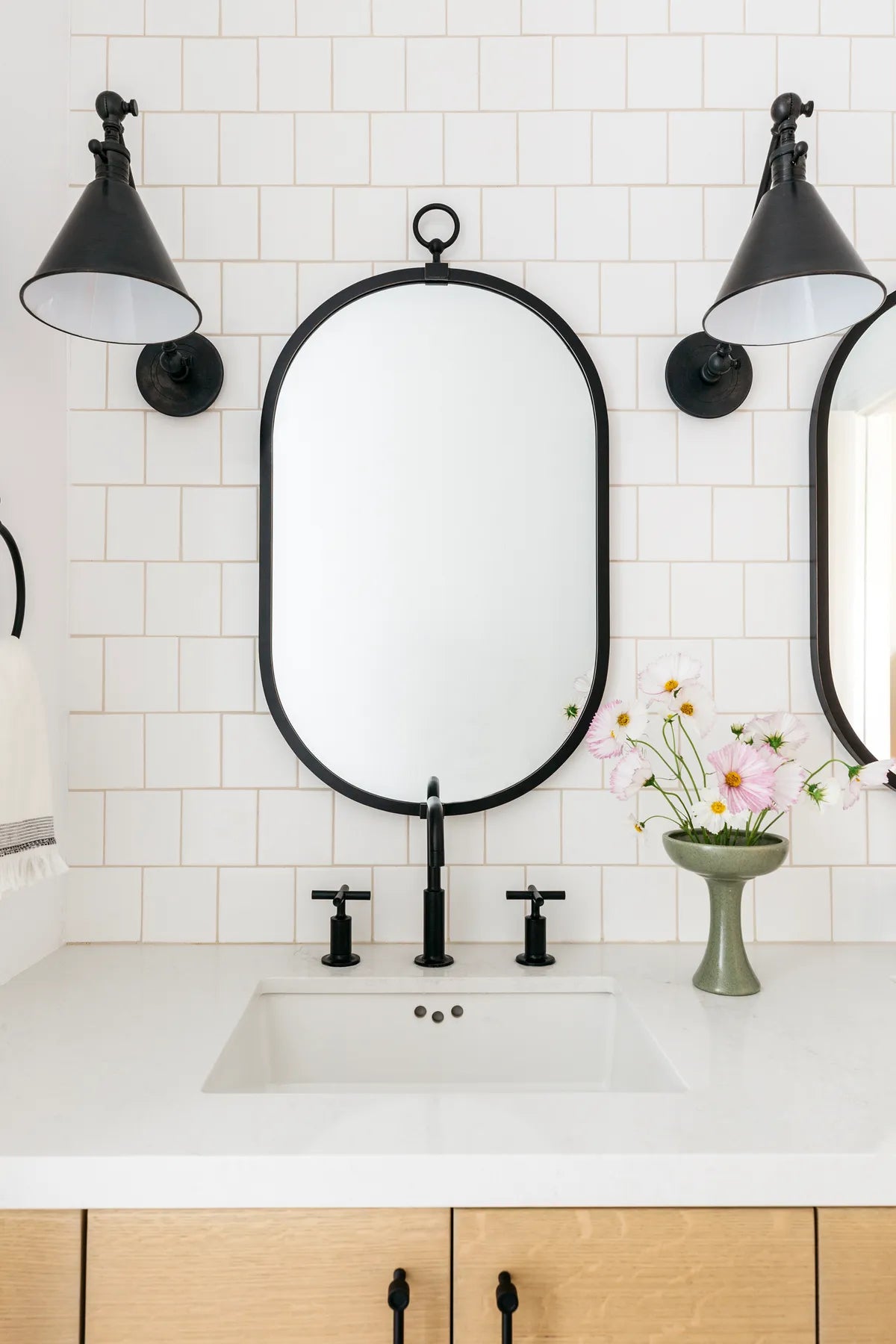 2020 Img Residential Rights Designer Cathie Hong Interiors Photo Margaret Austin Bathroom Wall Shower Floor Tile 4X4 White Gloss Wash Offset Hexagon 2 Mosaic Pan Vanity 3 Fc323999