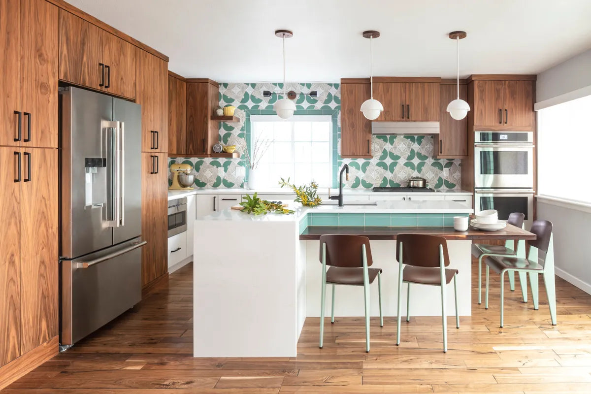 2021 IMG HI RES IMG residential Design Ashley Christensen photo Jess Blackwell kitchen backsplash desing handpainted maze tidewater 3x9 bullnose trim FC338675 1