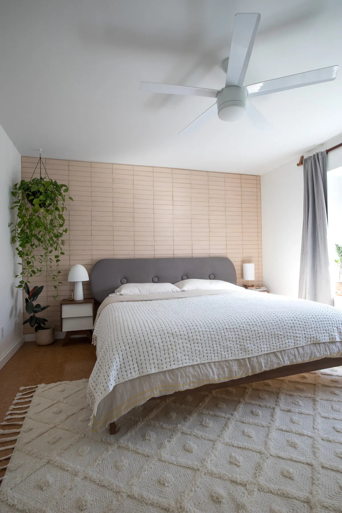 2021 IMG Hi Res residential influencer design Amanda walker photo bedroom accent wall brick mojave straight set FC461307 1
