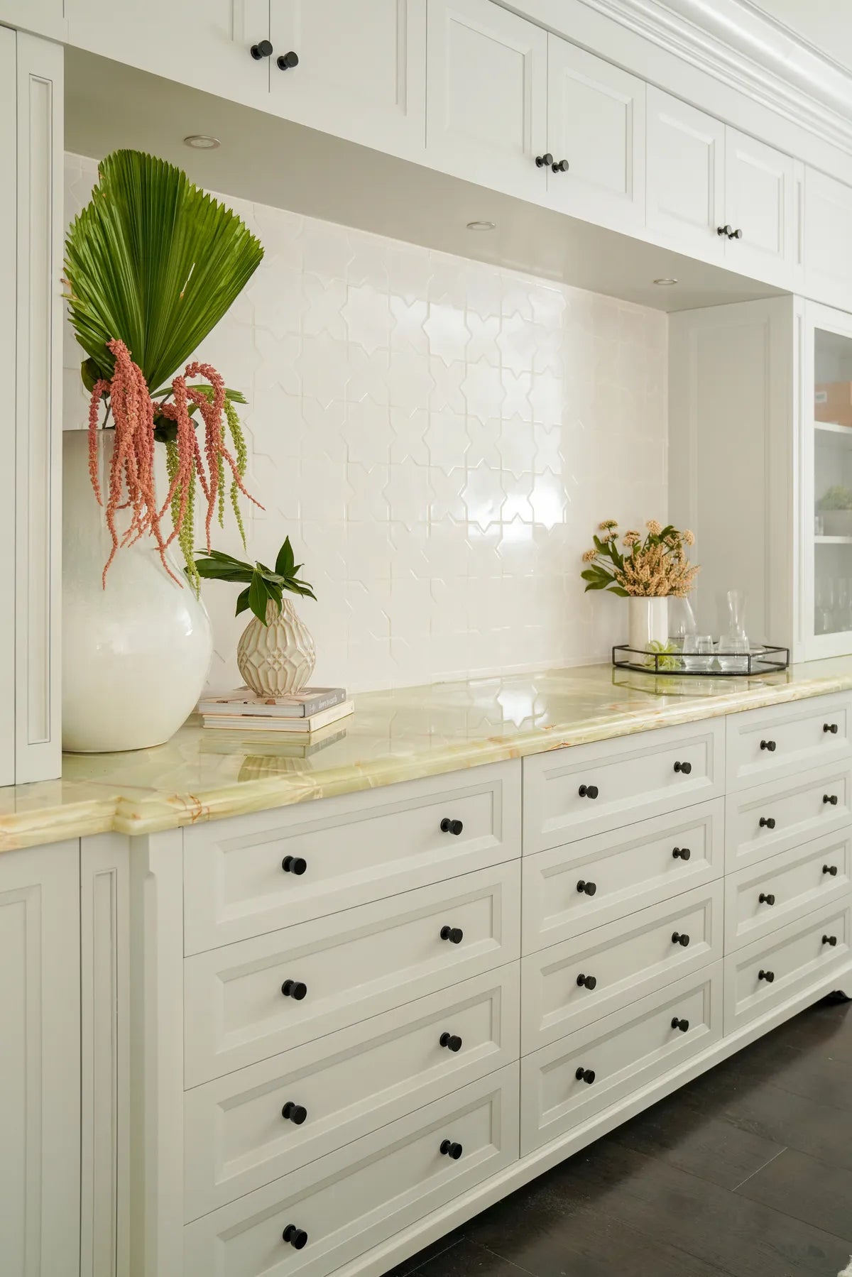 2021 IMG hi res residential WEB SOCIAL ONLY design KJ Design collective photo vanessa diaz backsplash kitchen star and cross Frost FC383078 2