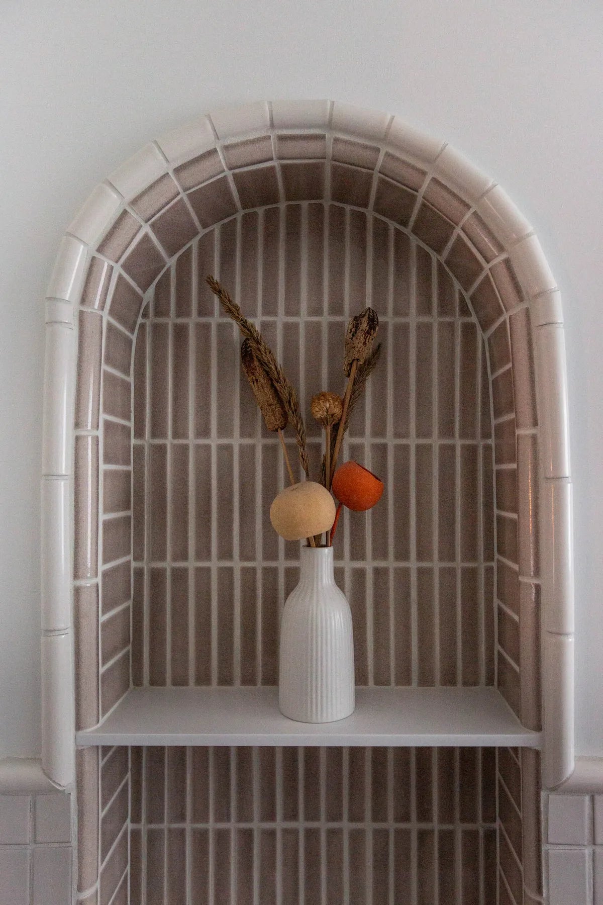 2021 IMG hi res small file residential design wendi ellen sue architecture photo lauren andersen bathroom shower niche mushroom 1x6 2x4 2x8 quarter round Tusk 2x8 FC281339 3