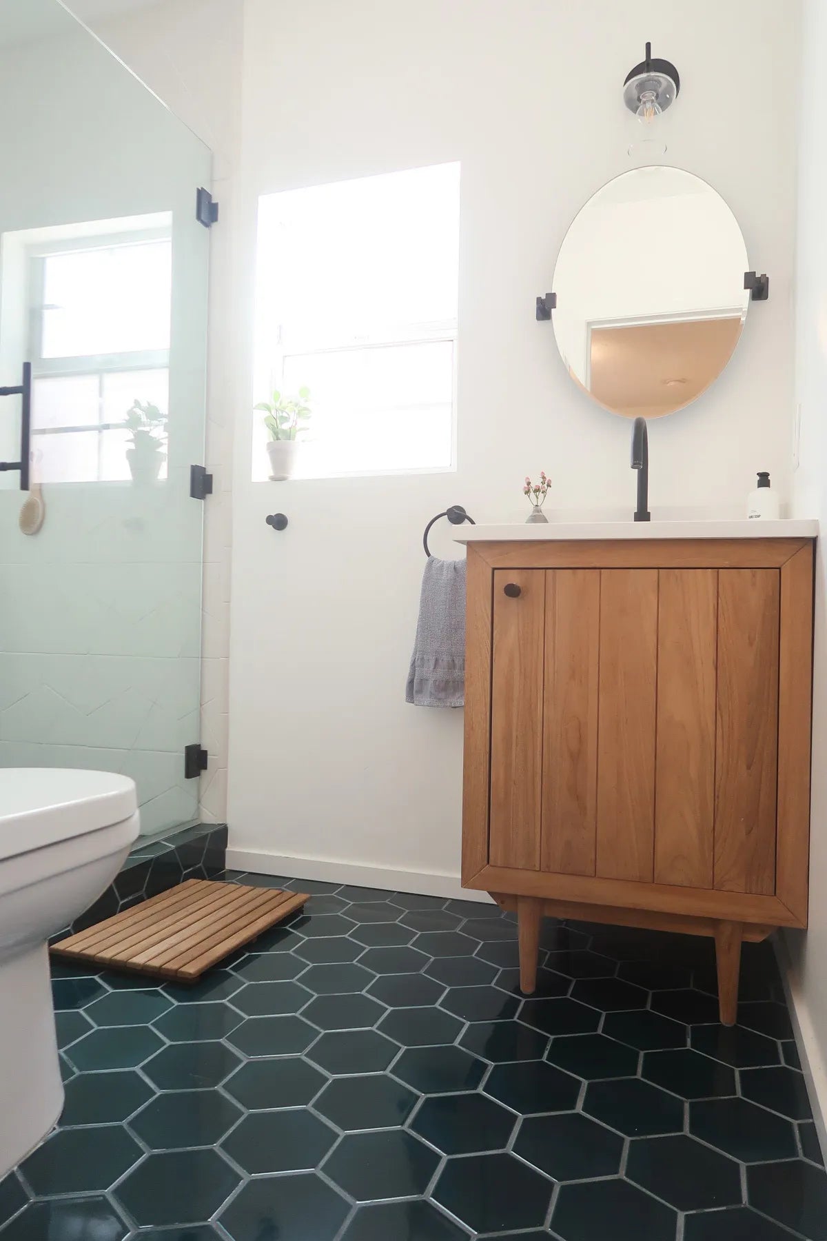 2021 img rights residential influencer partner darling magazine bathroom tile shower walls hexite halite niche trim quarter round 1x6 floor hexagon 6 caspian sea full FC373078