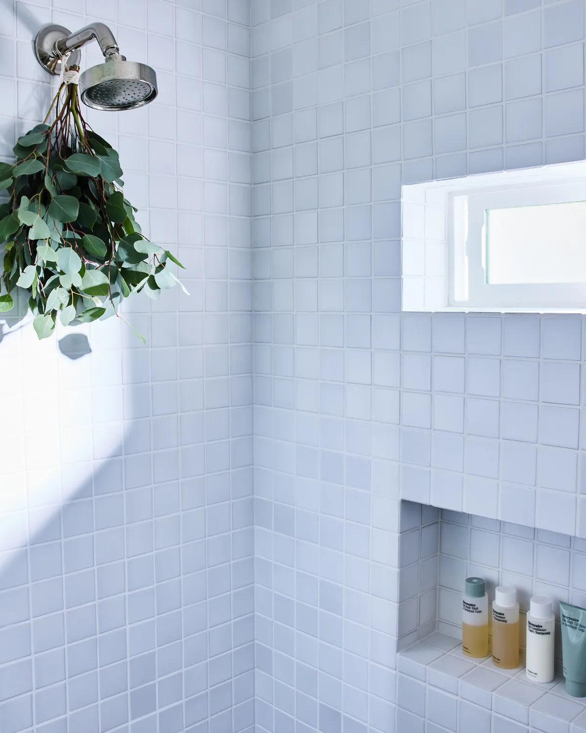 2022 IMG hi res influencer rights design Thea home adam pearson photo Matt Armendariz shower wall niche 3x3 Daisy FC 386970 1