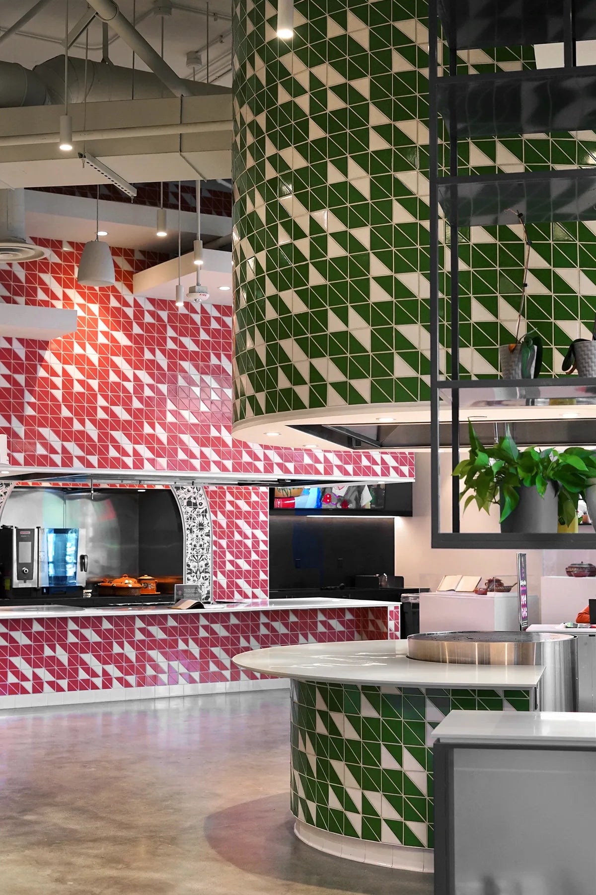 2022 commercial RIGHTS design 422 Triangle tusk custom pink custom green glaze museum kitchen FC377558 2