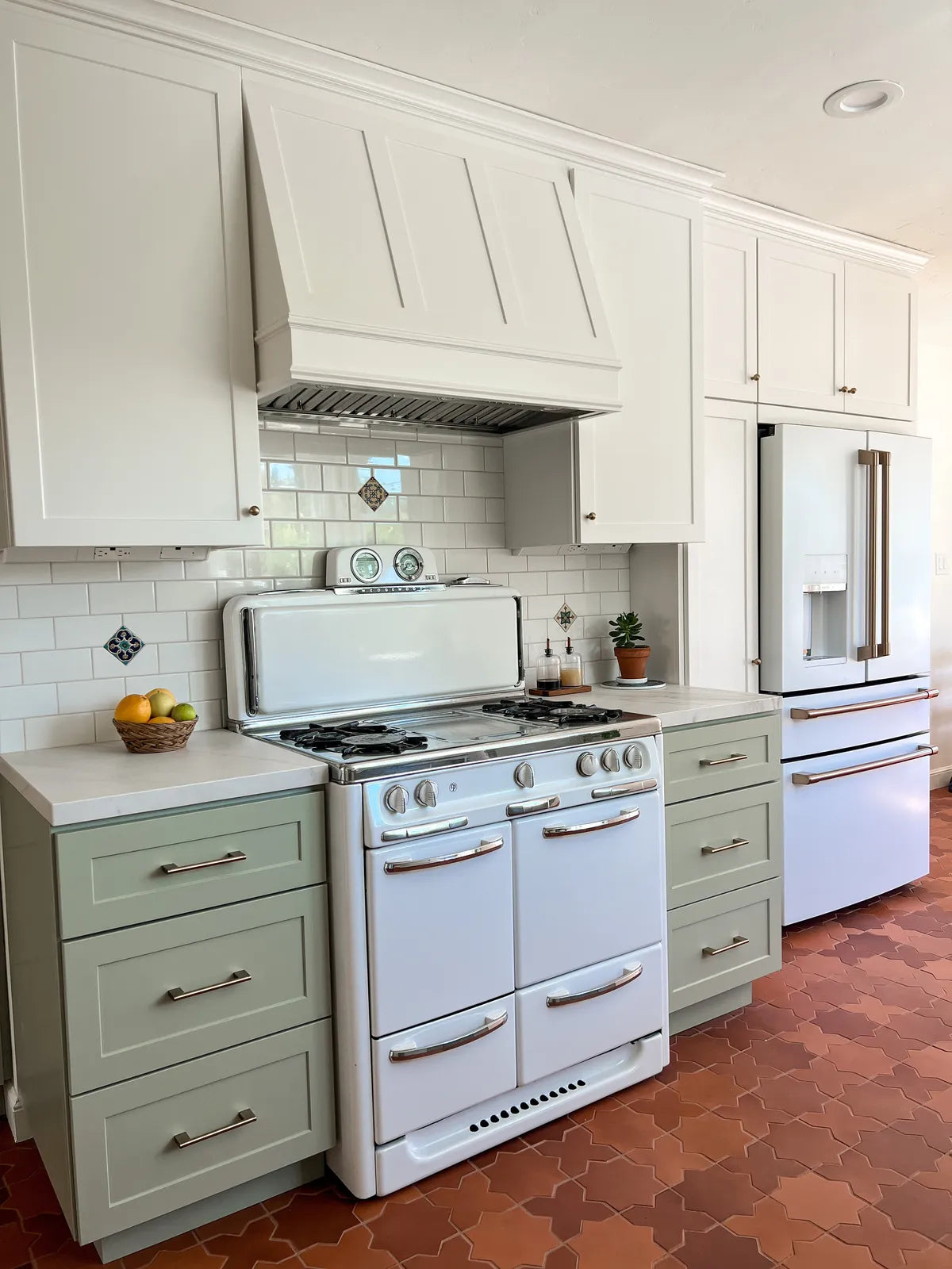 2022 img hi res residential web social rights design Negar kouchaki photo kitchen floor Star and cross large antique fc497023