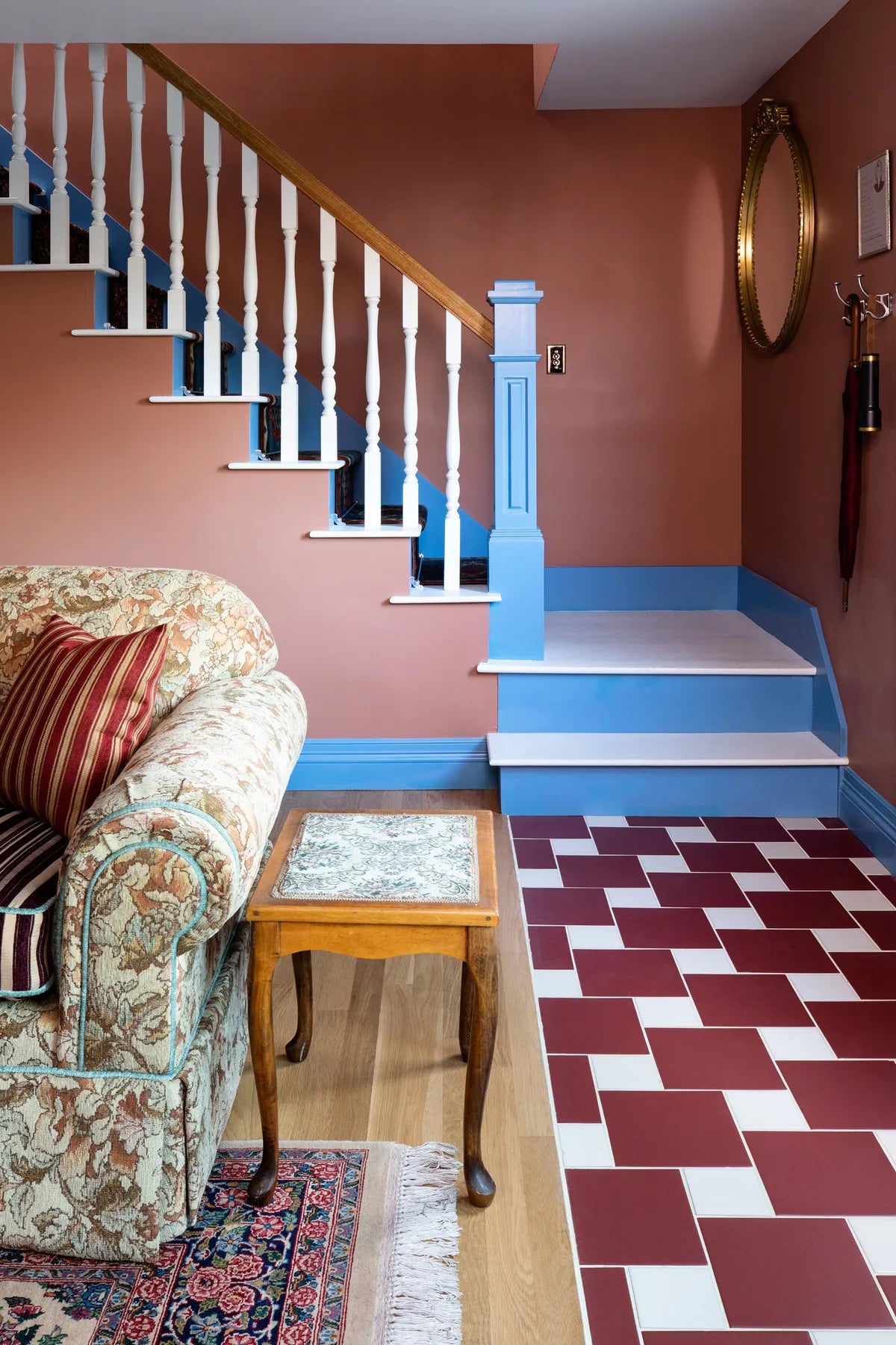 2022 img hi res full rights design handsome salt photo jenny seigwart noble proper cabin entryway floor 8x8 red rock 8x8 vintage leather 4x4 ivory 1