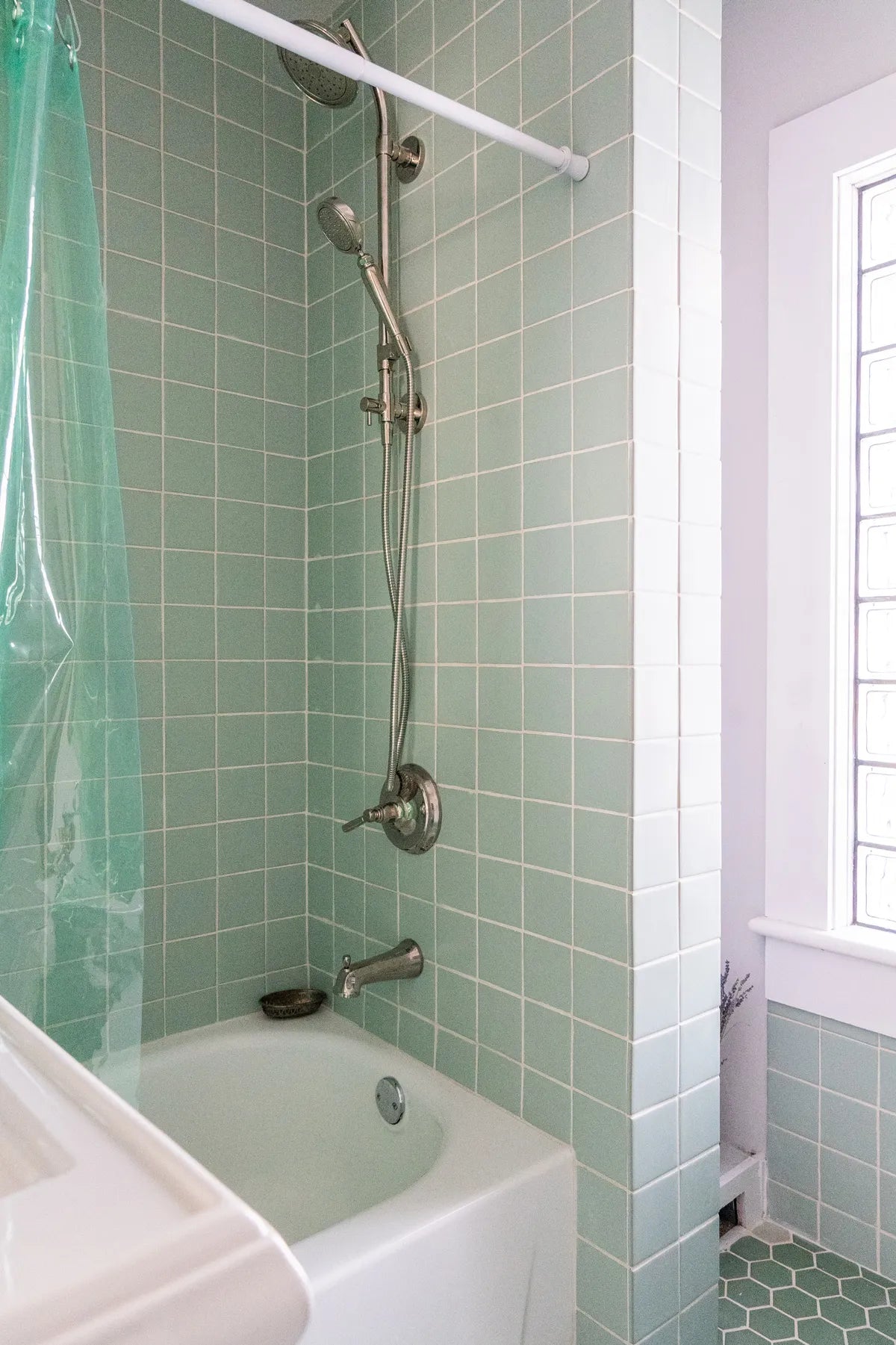 2022 img hi res influencer The mae house design La Tonya yvette photo Nina Barry bathroom floor hexagon 3 clover eucalyptus 4x4 sea glass FC463663 2