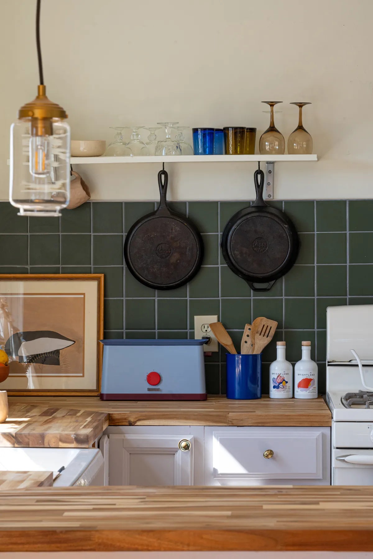 2022 img hi res influencer The mae house design La Tonya yvette photo Nina Barry kitchen backsplash 4x4 hunter green glazed edges corners Feldspar red rock FC463663 8