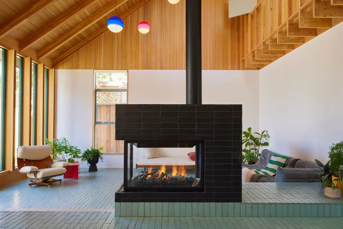 2022 img hi res residential design Design bitches photo Yoshihiro Makino floor brick San gabriel black hills fireplace FC525648 1