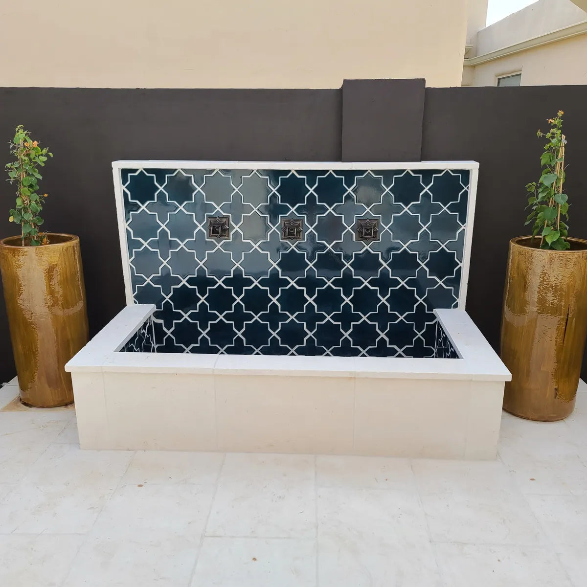 2022 img hi res residential design chris kelsey exterior star and cross large caspian sea FC 475730 2