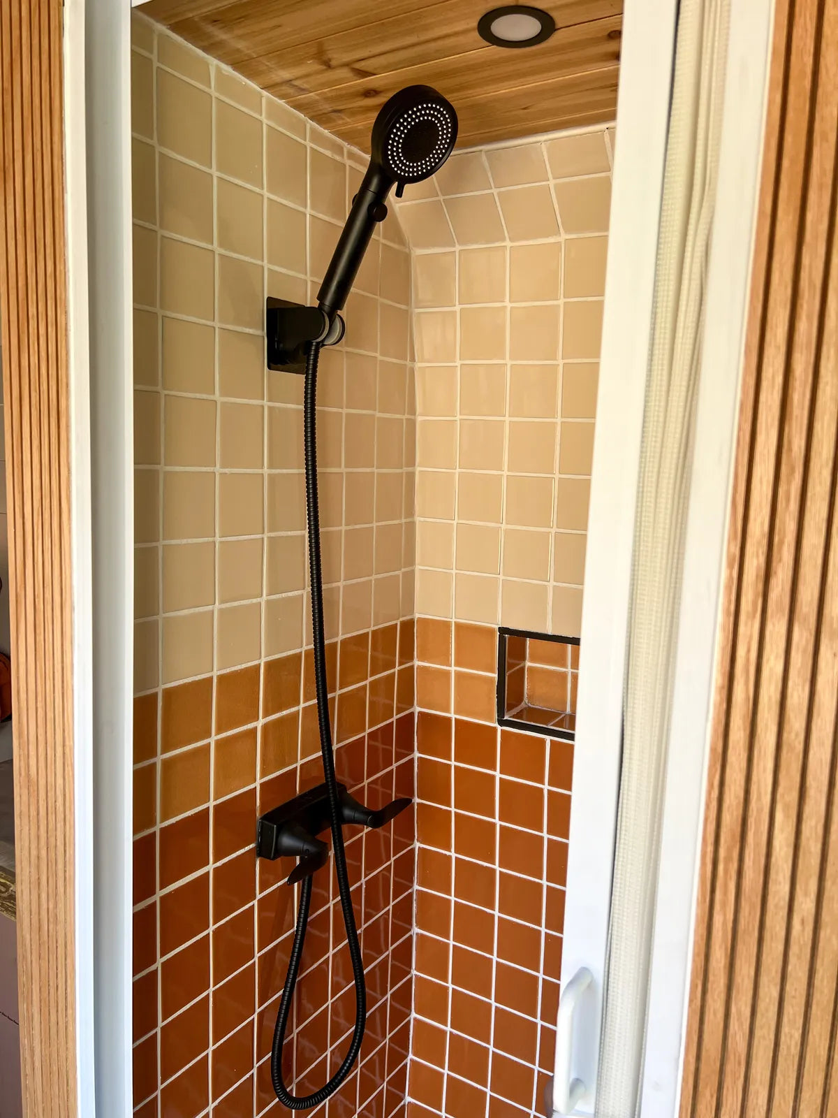 2023 img hi res influencer summer ginther photo van shower project ombre 3x3 mily way koi bryce canyon shower niche FC 582840 6