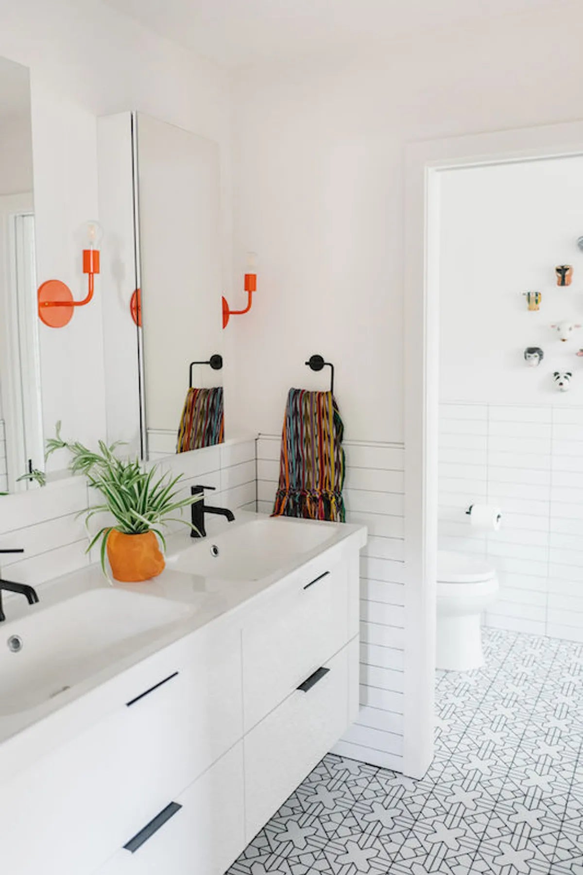 Gallery 2019 Q2 Image Residential Influencer Jessica Honegger Katie Jameson Photography Full Rights Bathroom Floor Tile Handpainted Kasbah Trellis Neutral Motif Sink Detail Fc 245883
