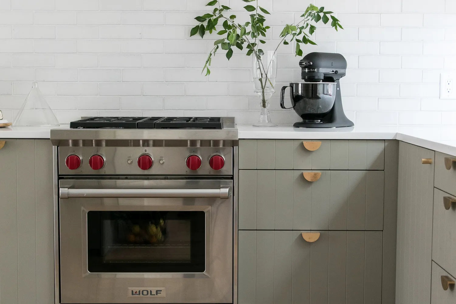 2018 Q3 Image Residential Influencer Eden Passante Designer Sarah Sherman Samuel Kitchen Backsplash Brick Offset Olympic Detail