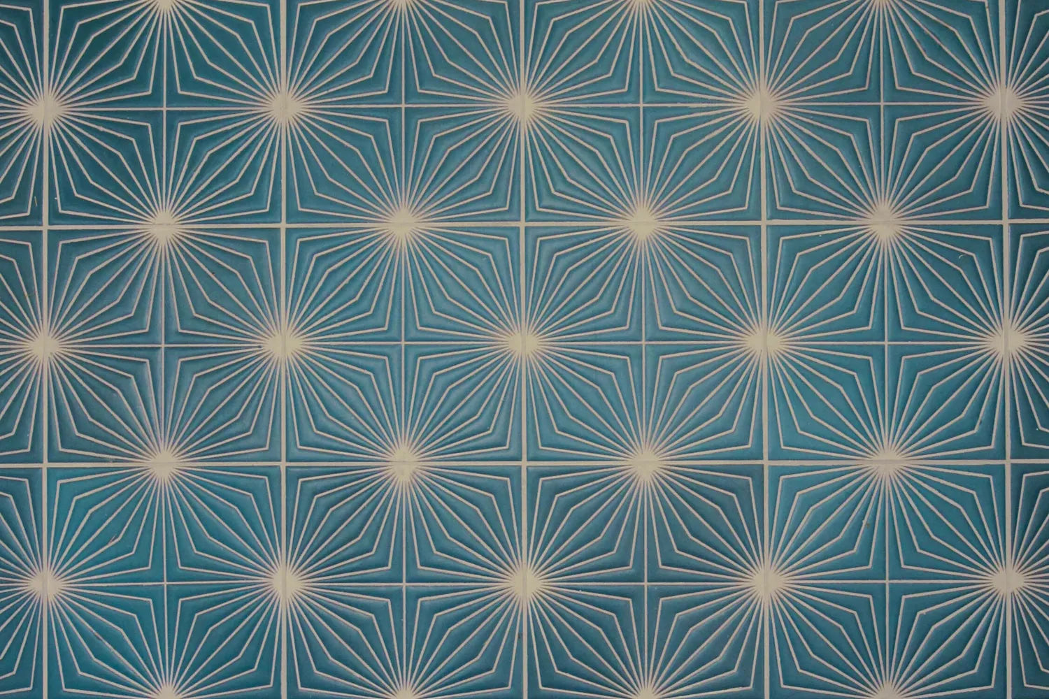 2018 Q1 Image Residential Influencer Ihod Bathroom Floor Tile Handpainted Custom Starburst Peacock White Dryline With Feet