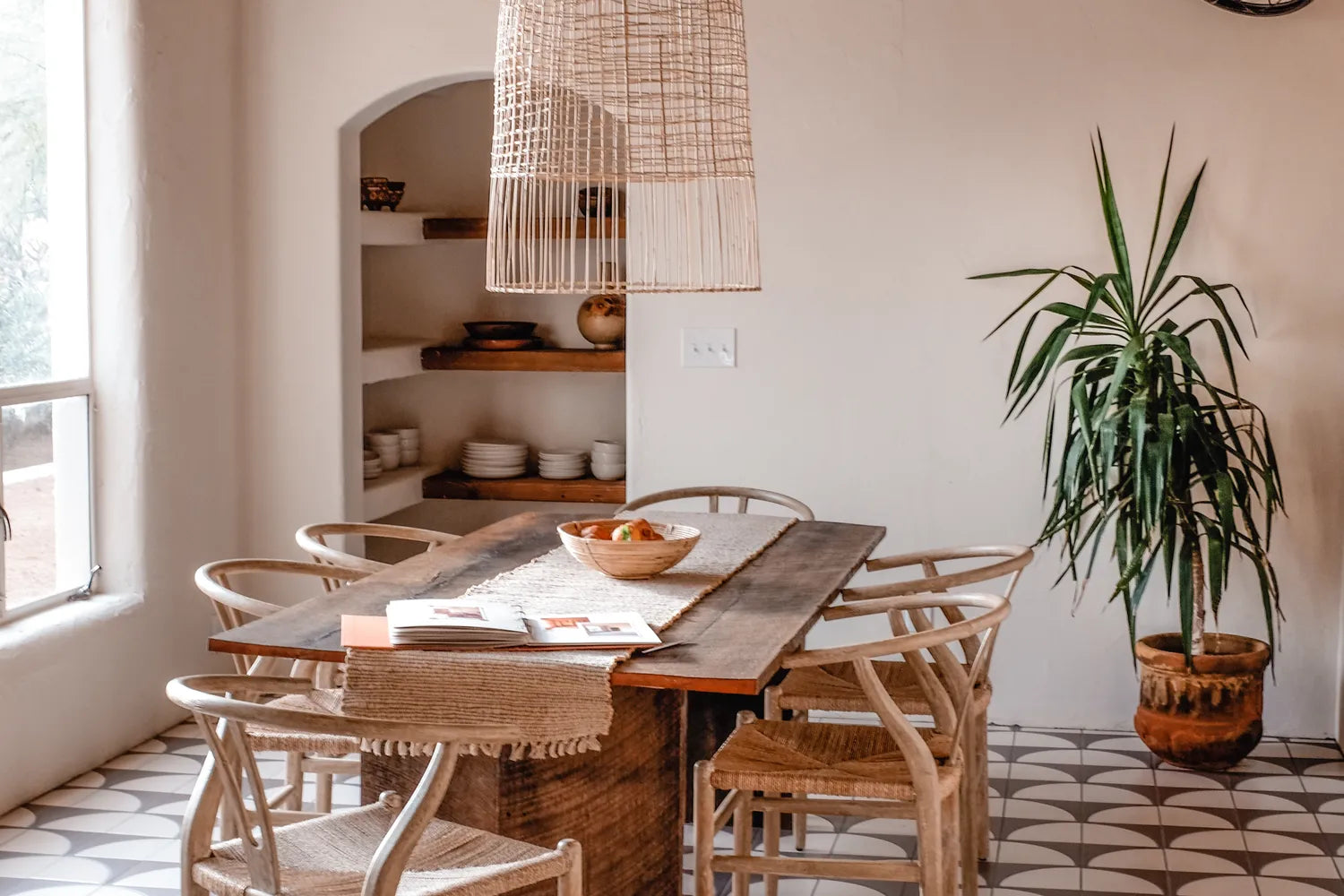 2020 Q1 Image Hi Res Full Rights Sara Rich Combs Influencer Joshua Tree House Posada Living Dining Room Floor Handpainted Tile Agrarian Fallow Offset Custom 4 Fc265955