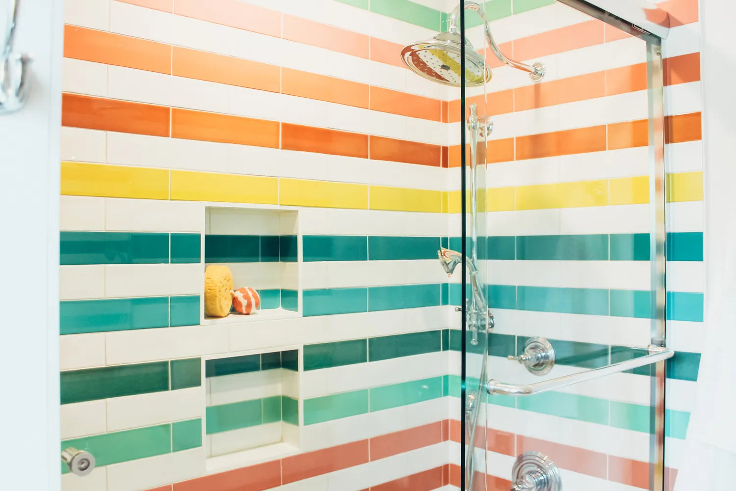 2020 hi res rights photo bathroom shower tub surround stripe rainbow niche schluter trim 3x12 straight stack neptune turquoise desert bloom koi lemon cream amalfi sorbet glacier bay FC368368 2