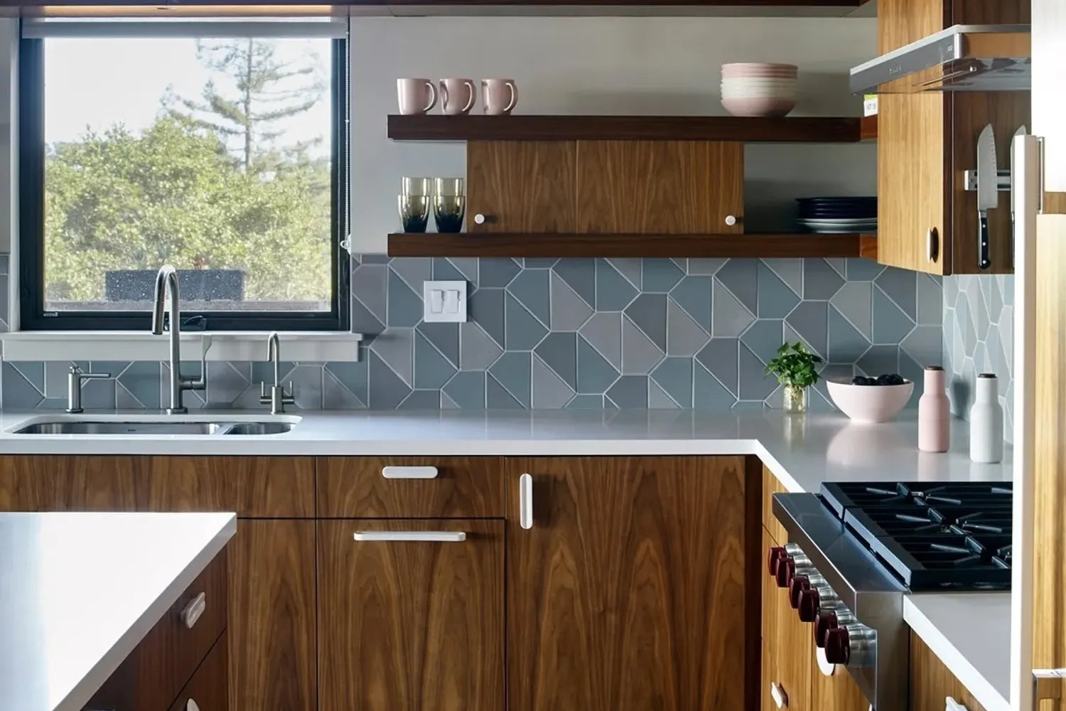 Designer Spotlight Loczi Design