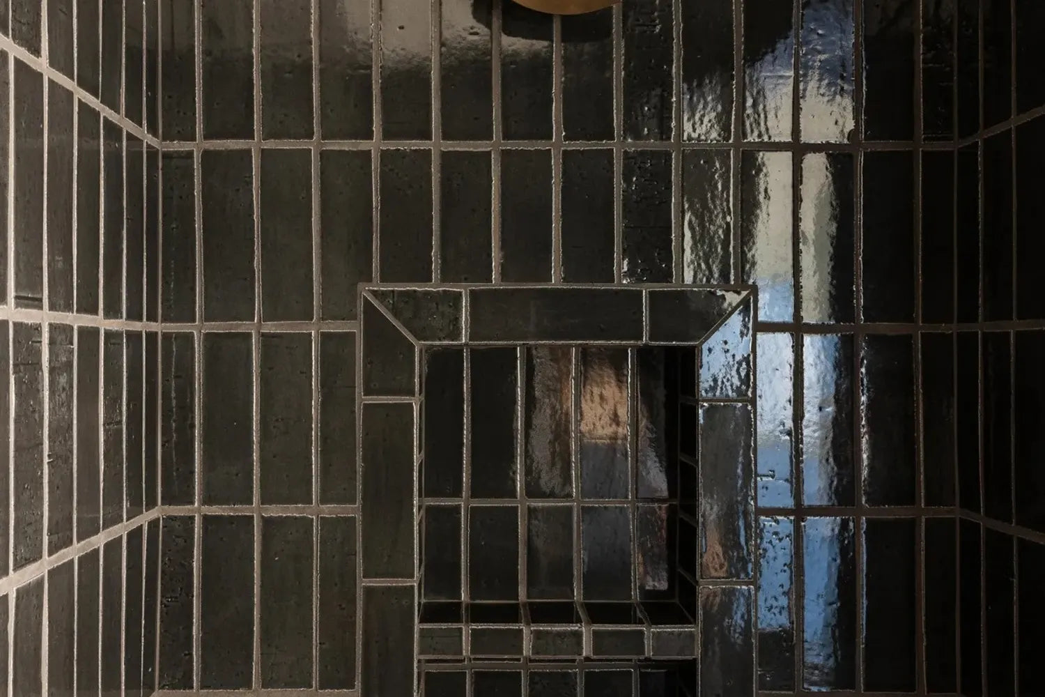 Dial Up the Drama With These Black Shower Tile Ideas