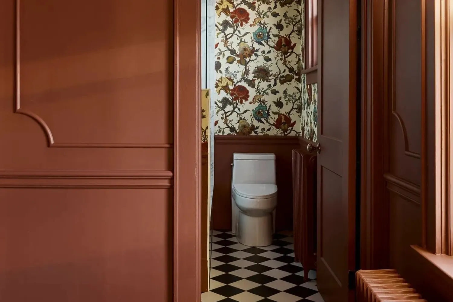 Tips for Pairing Checkered Floor Tile with Patterned Wallpaper
