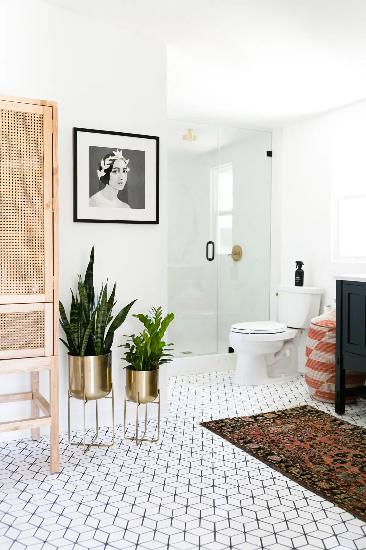 2017 Q2 Image Residential Jaclyn Johnson Create Cultivate Monica Wang Photo Bathroom Floor Tile Mosaics Small Diamonds White Wash 3 1