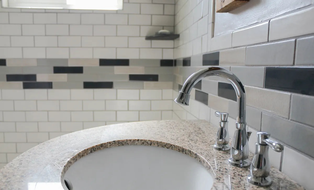 Akoya Bathroom Grass Cloth Offset Shale Shower Tile