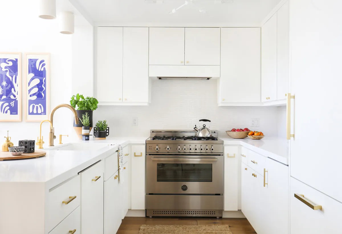 White Gloss Chaine Homme Kitchen Backsplash