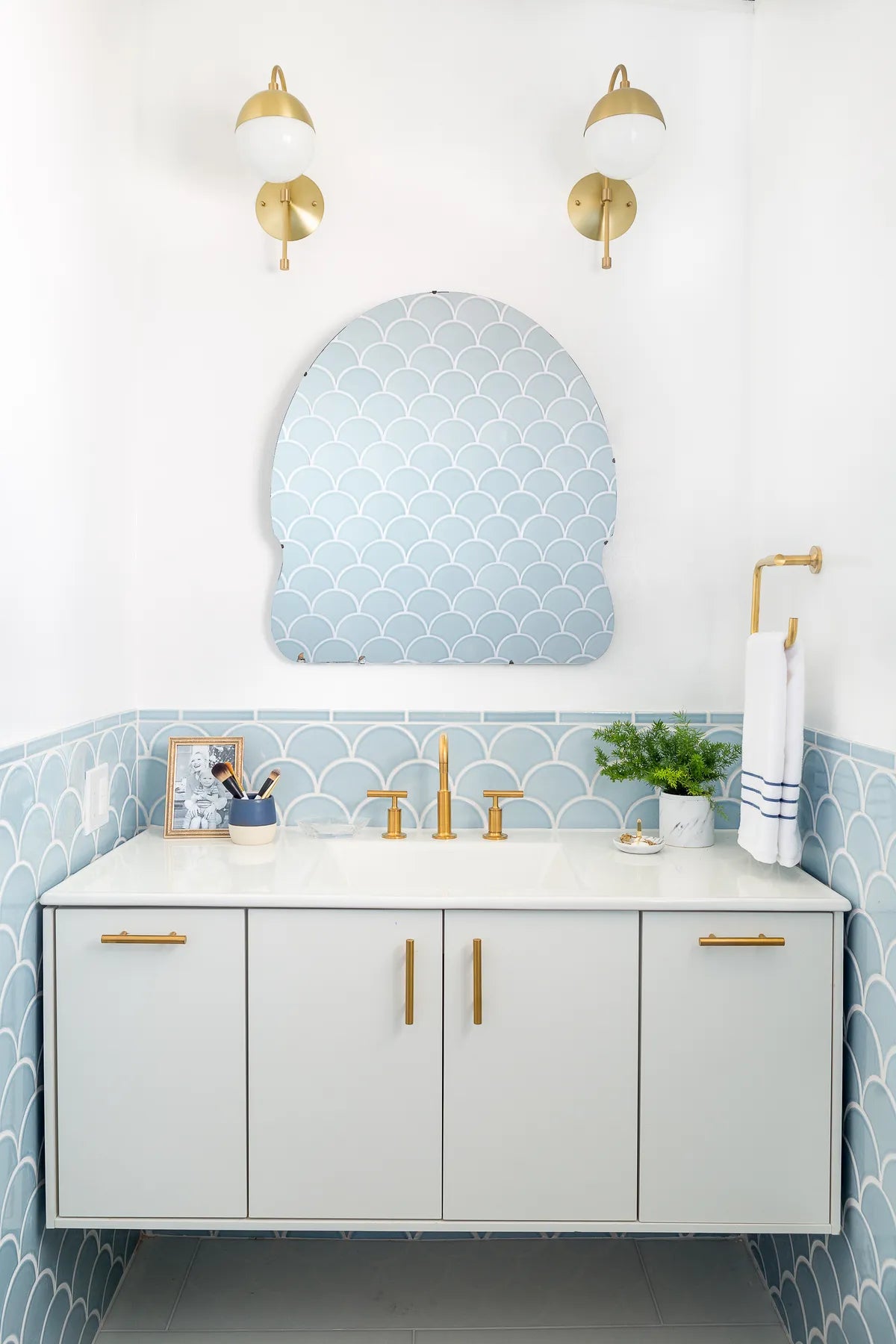 Emily Henderson Master Bathroom 2 2