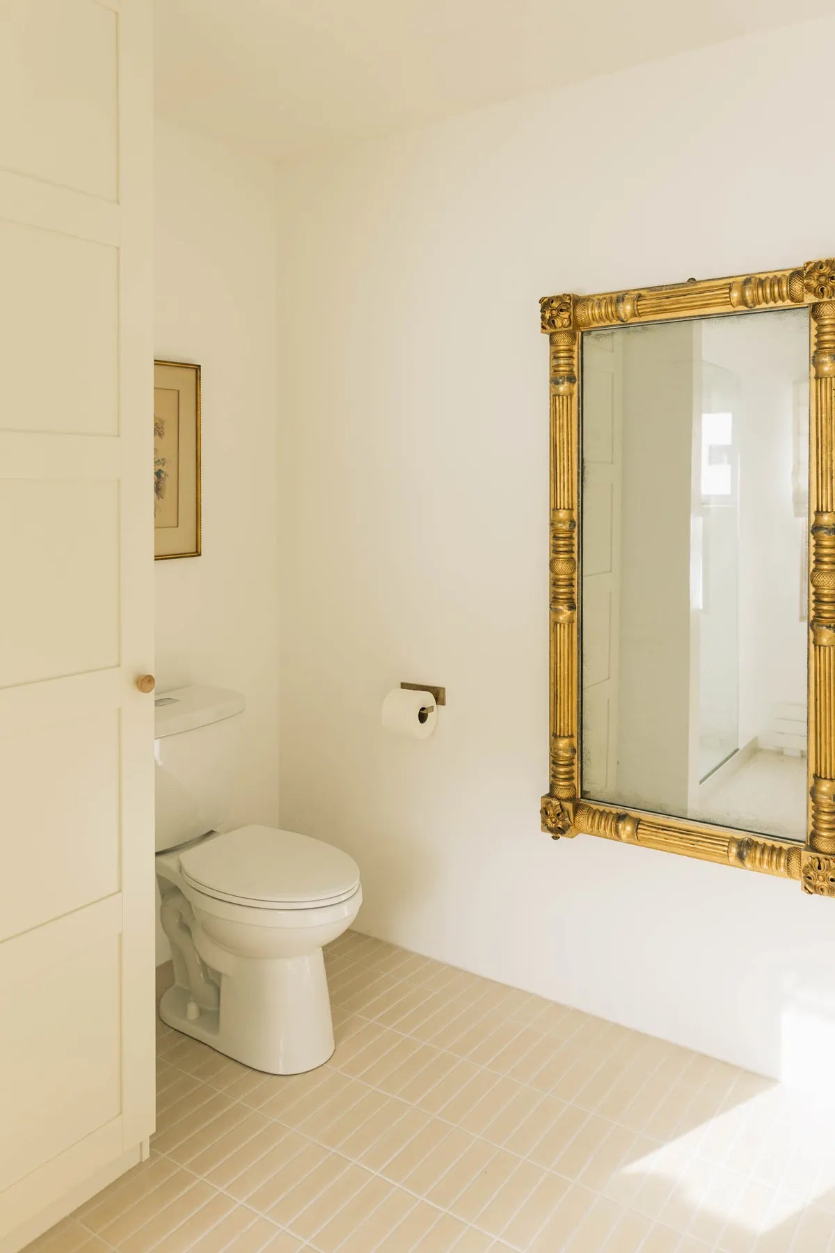 Modern bathroom beige subway floor tile 8