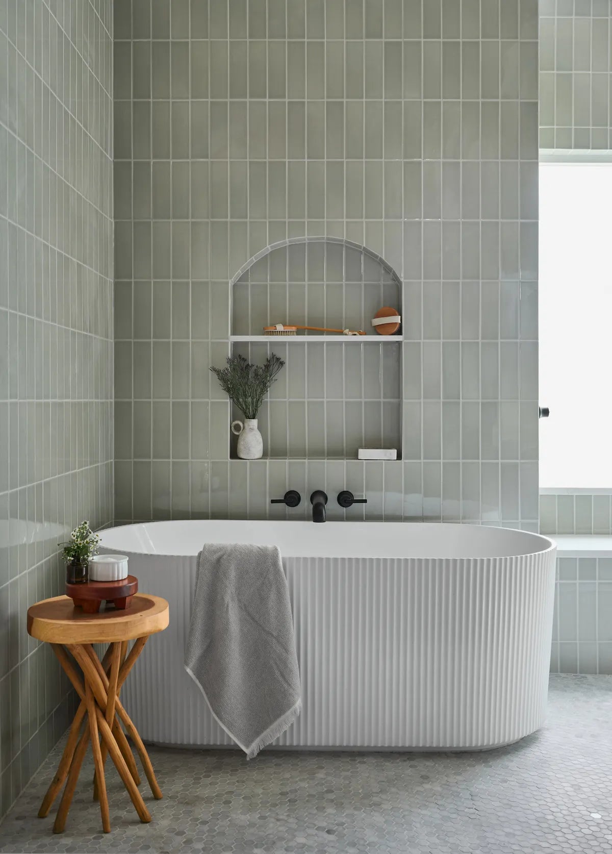 Modern green subway bathroom 1