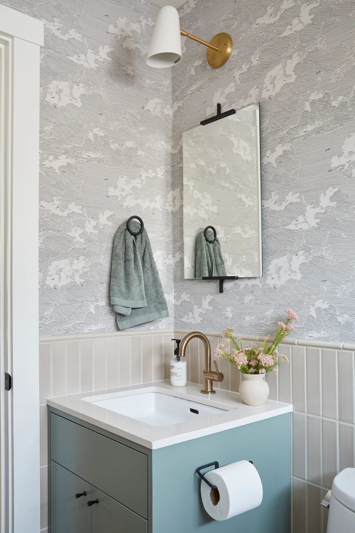 Modern grey shower tile bathroom backsplash wall 2