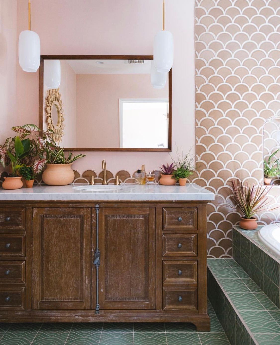 8x8 Handpainted Tile Summit in Green Motif