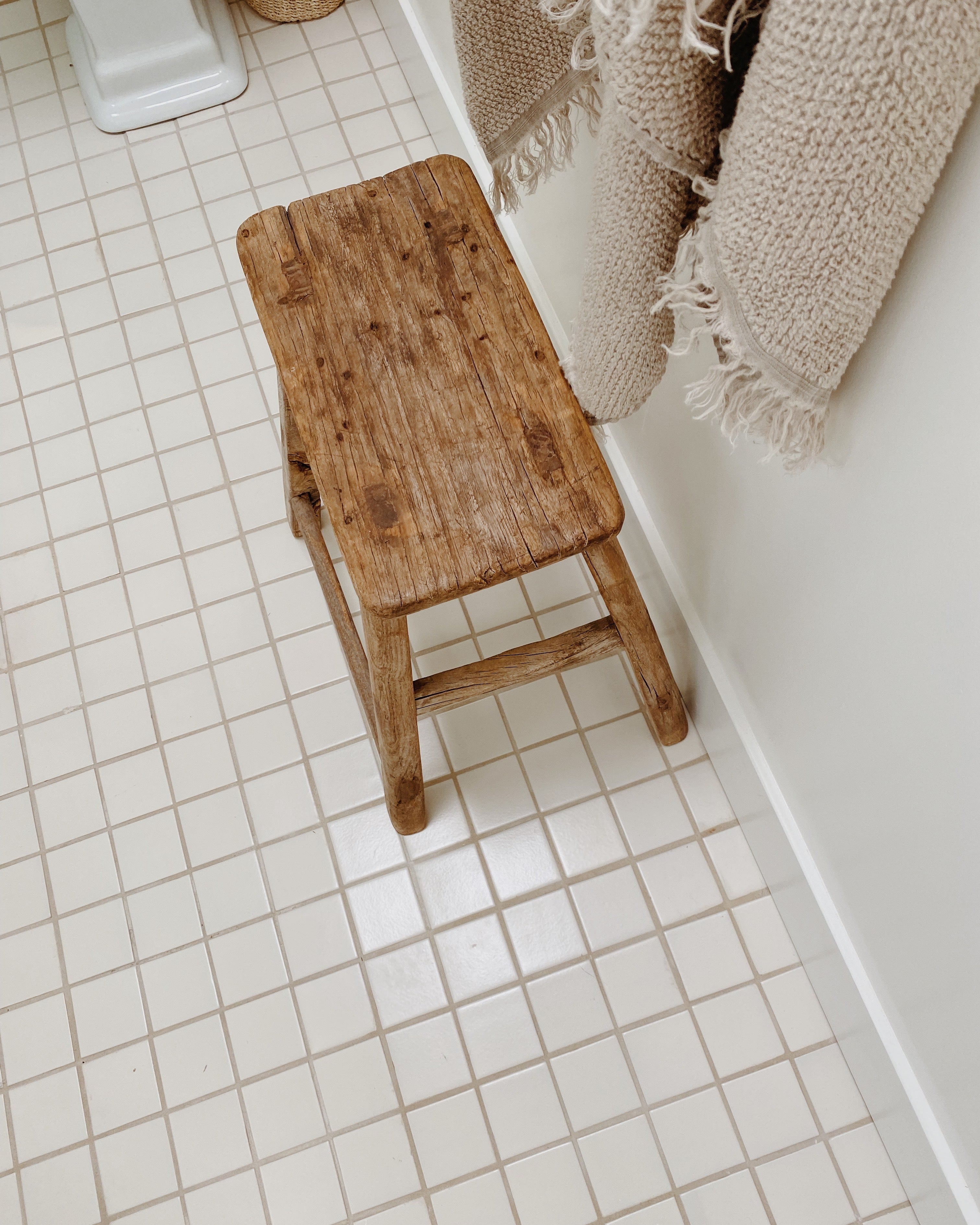 3x3 Straight Set Sheeted Original Ceramic Mosaic Tile in Feldspar Matte