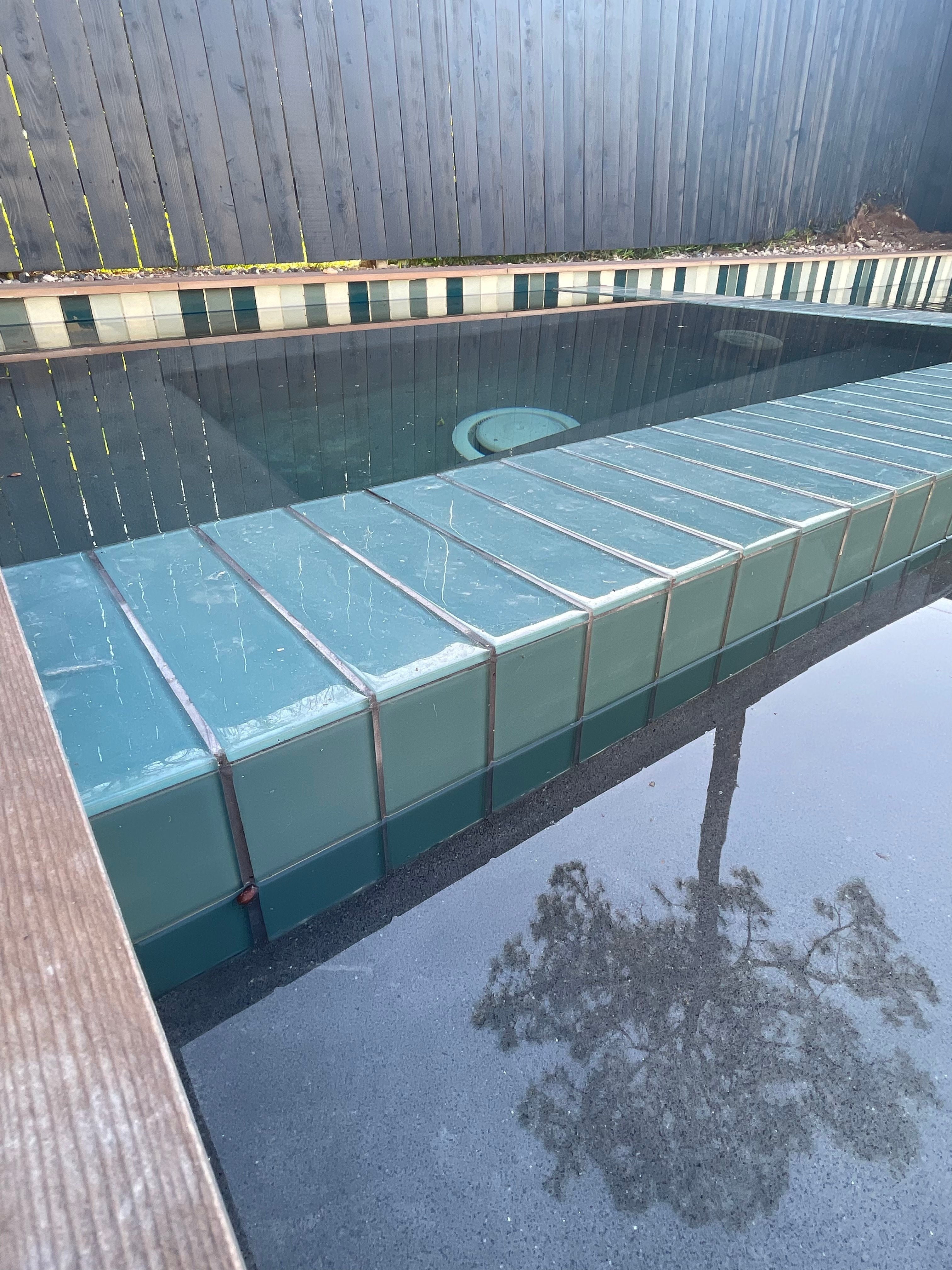 3x6 Glass Tile in Great Blue Heron Gloss