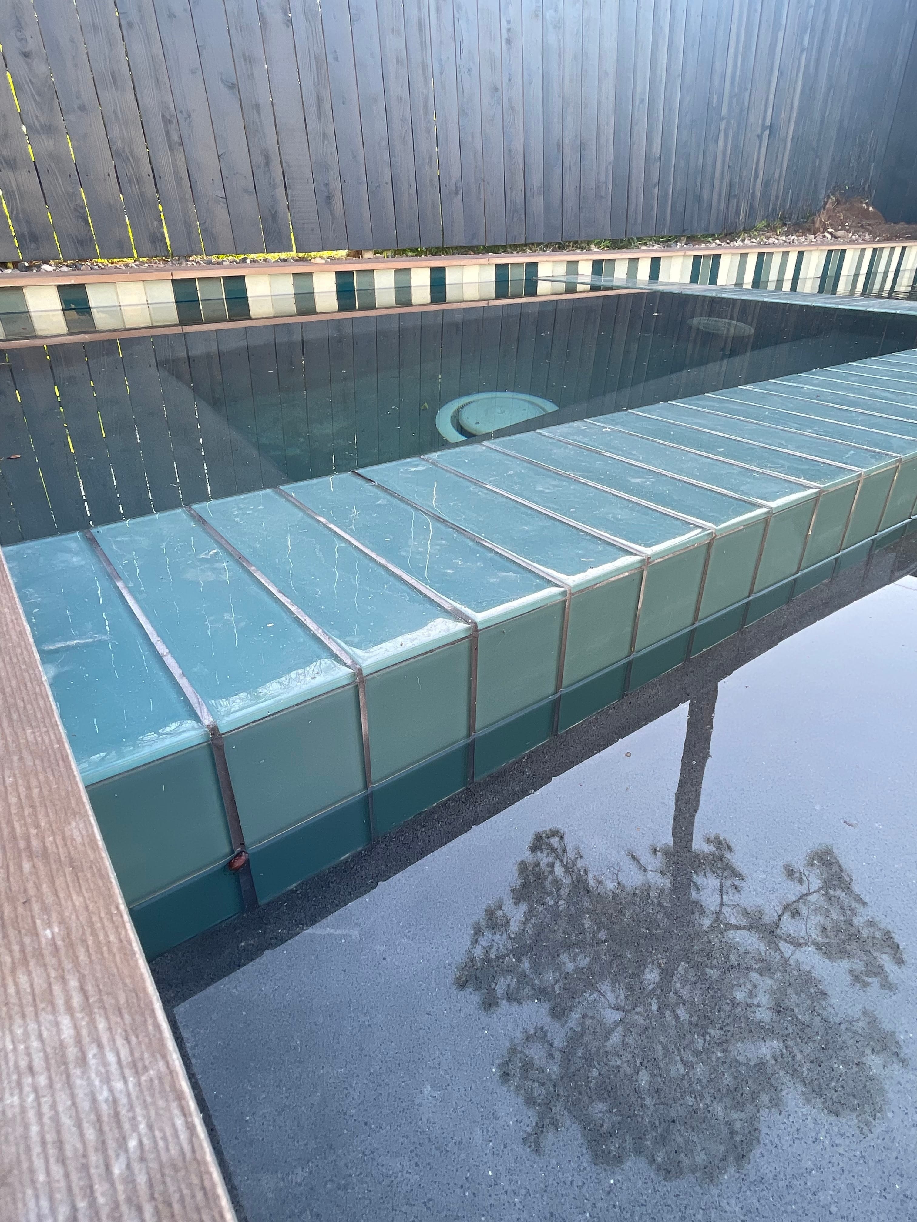 3x6 Glass Tile in Great Blue Heron Gloss