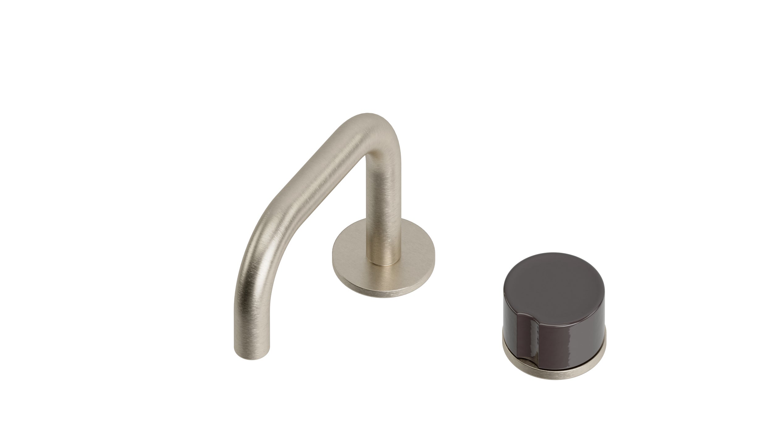 Foundry One Handle Deck Mount Squaretop Lavatory Faucet with Groove Ceramic Knob Handle in Satin Nickel