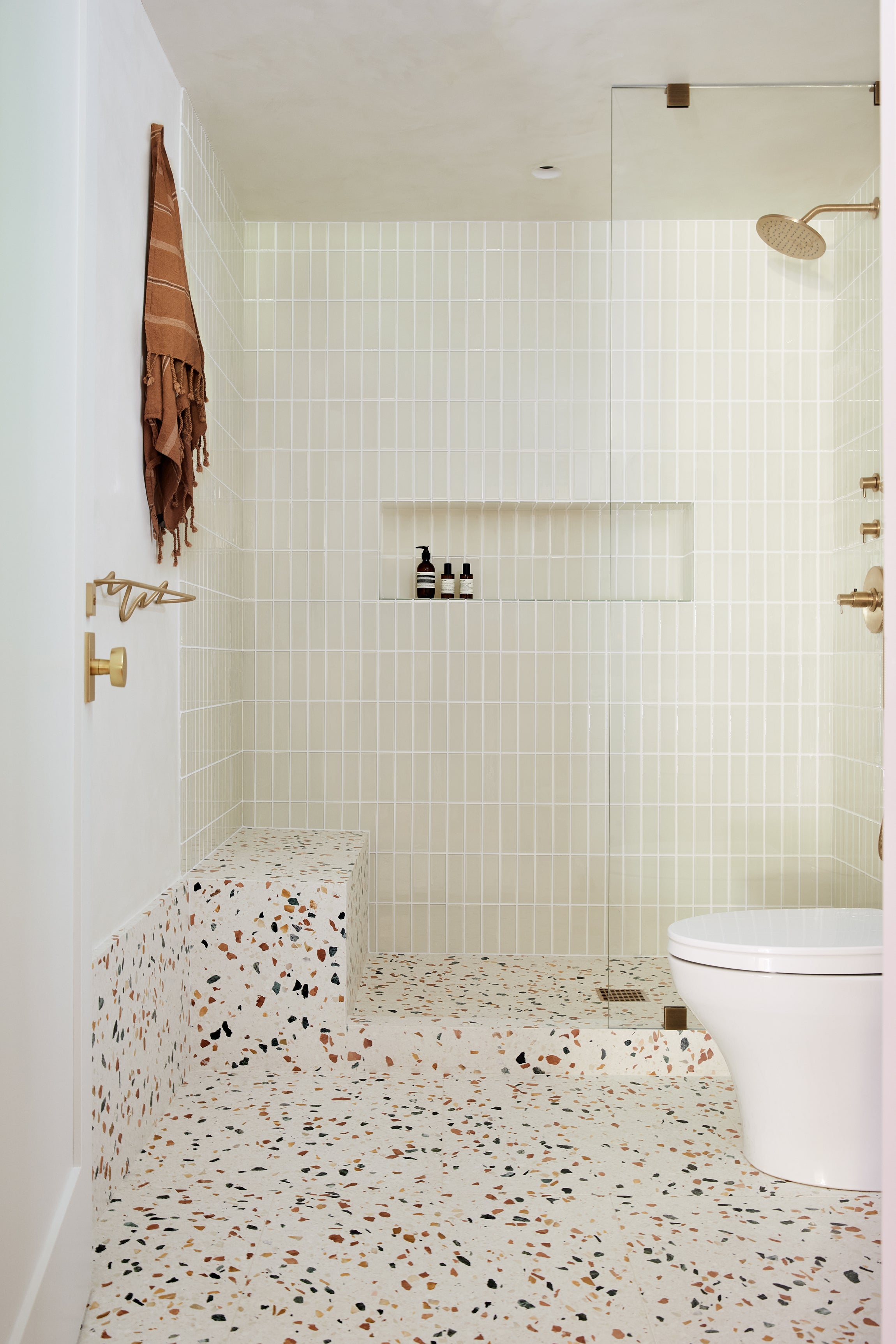 2x6 Glass Tile in Sparrow Gloss