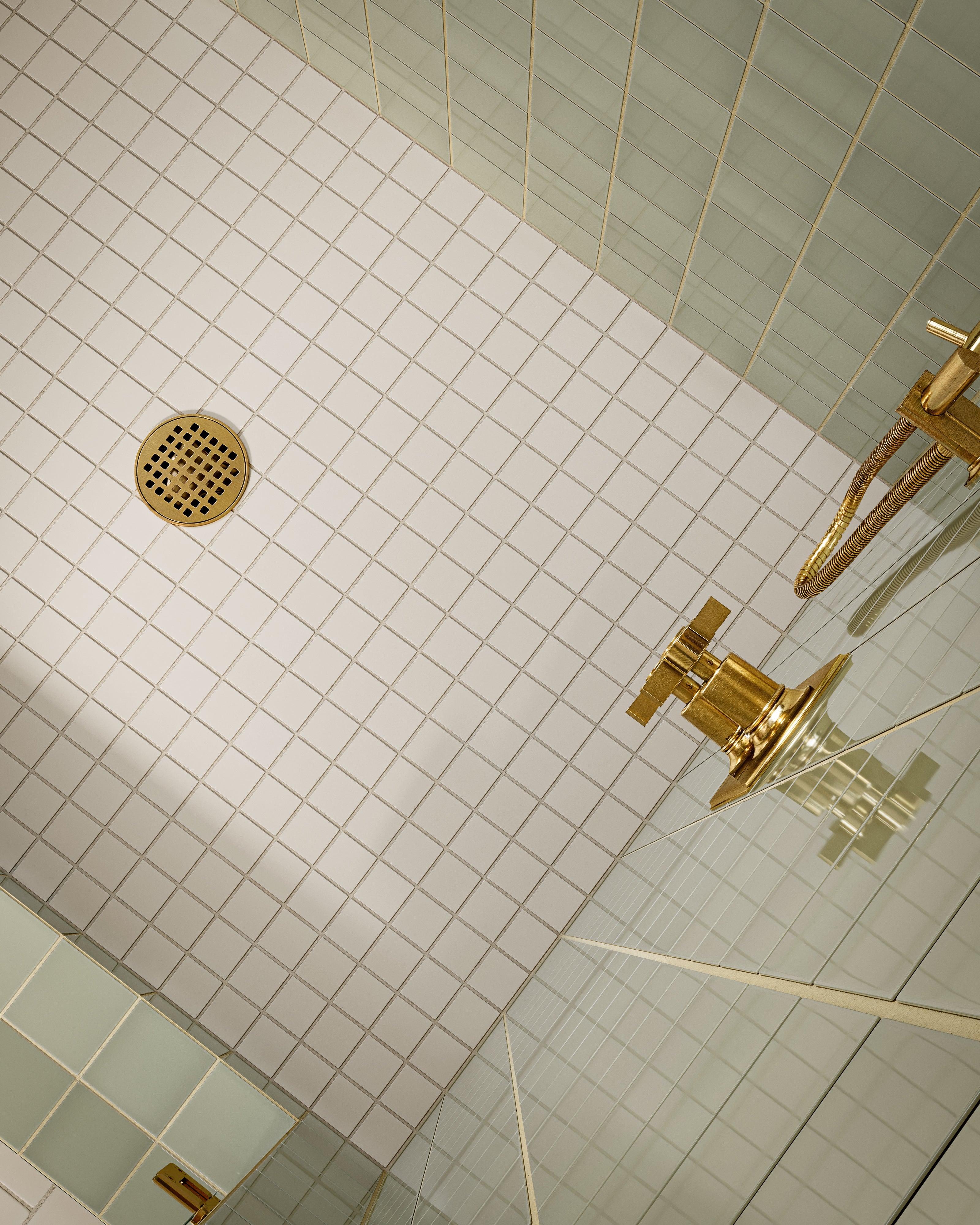 2x2 Straight Set Sheeted Natural Press Ceramic Mosaic Tile in Pearl Matte