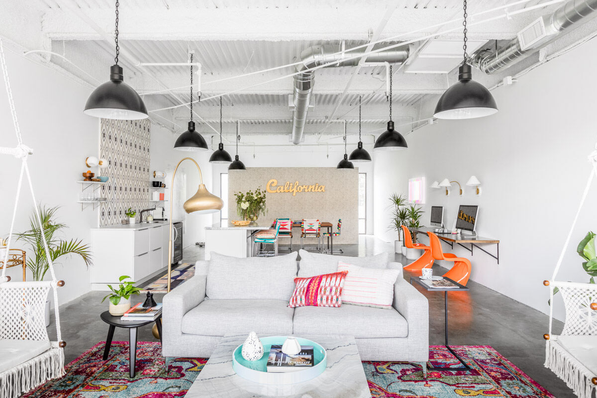 8x8 Handpainted Tile Old Cairo in Black & White Motif