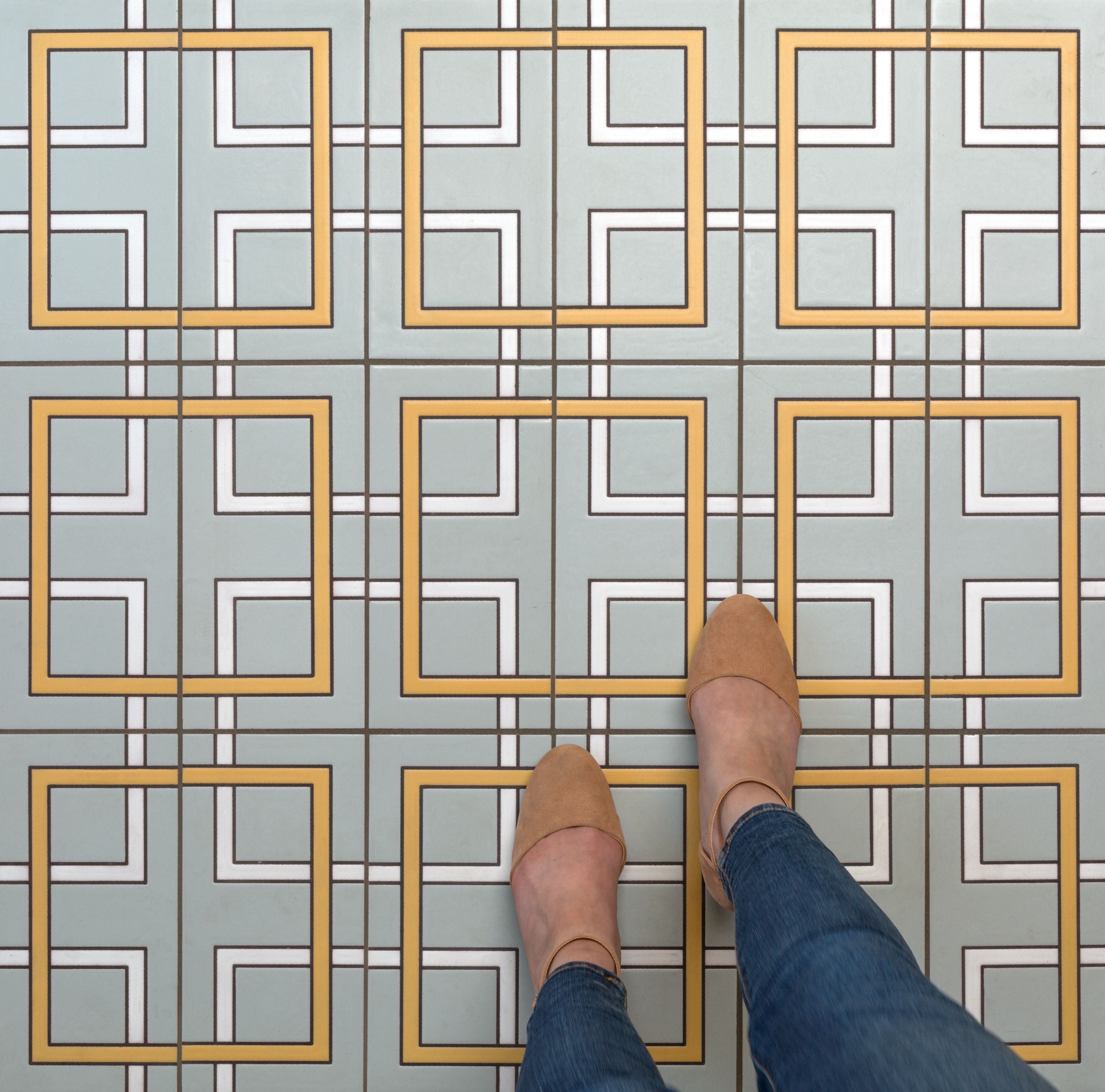 6x12 Handpainted Tile Charleston in Yellow Motif