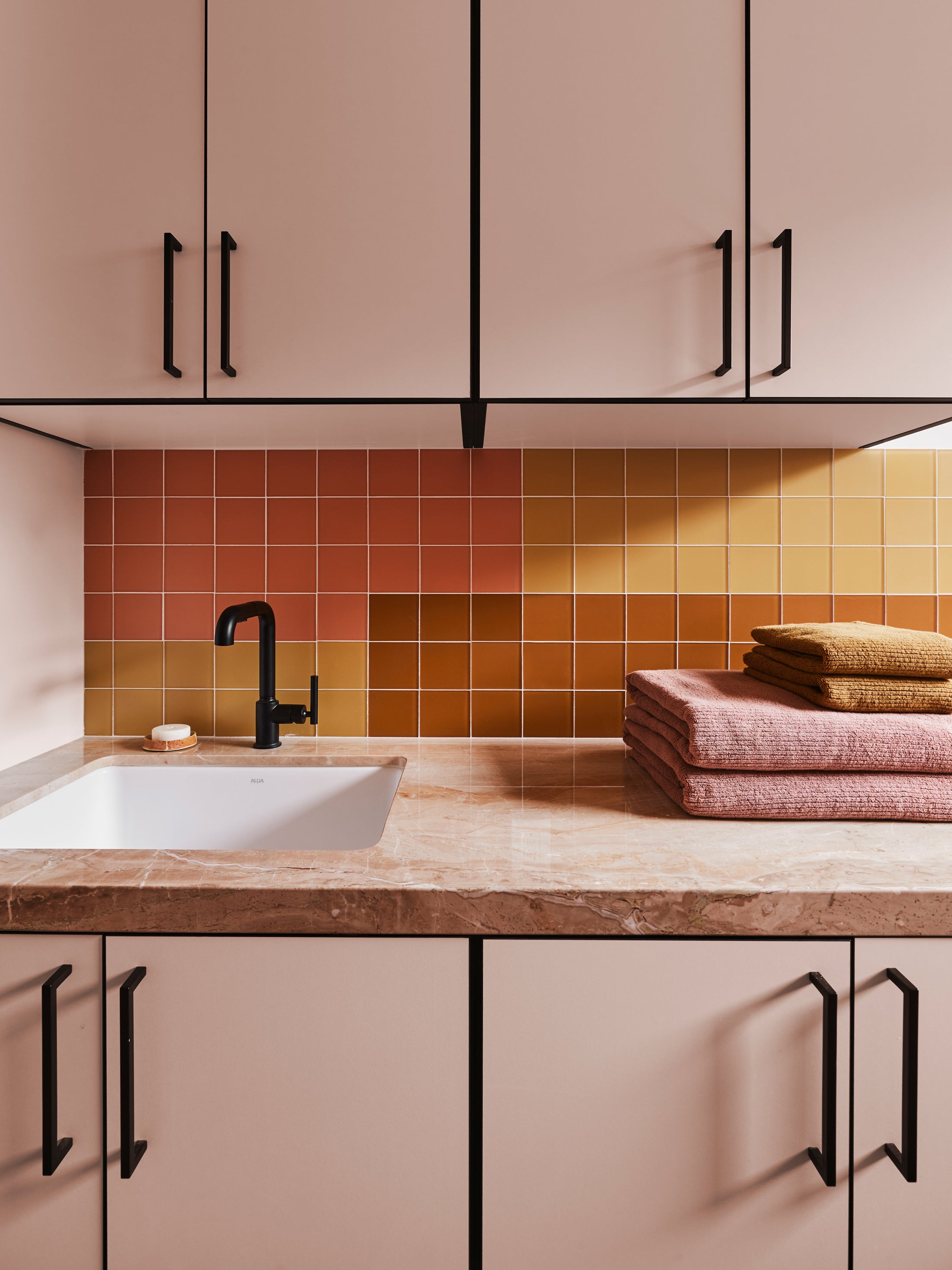 4x4 Glass Tile in Falcon Matte