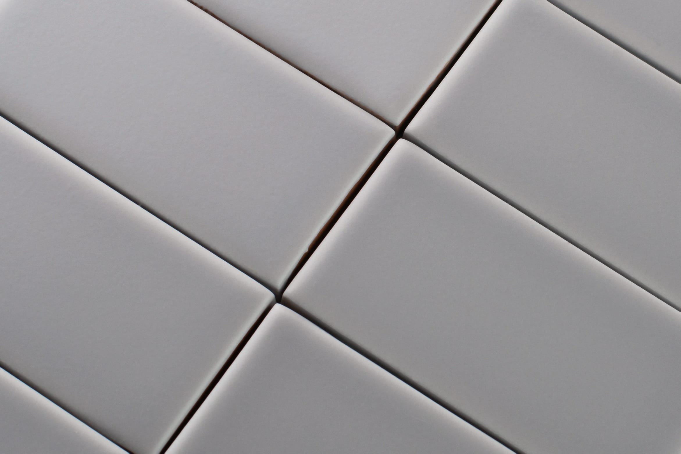 Wave Original Ceramic Tile in Thistle Matte