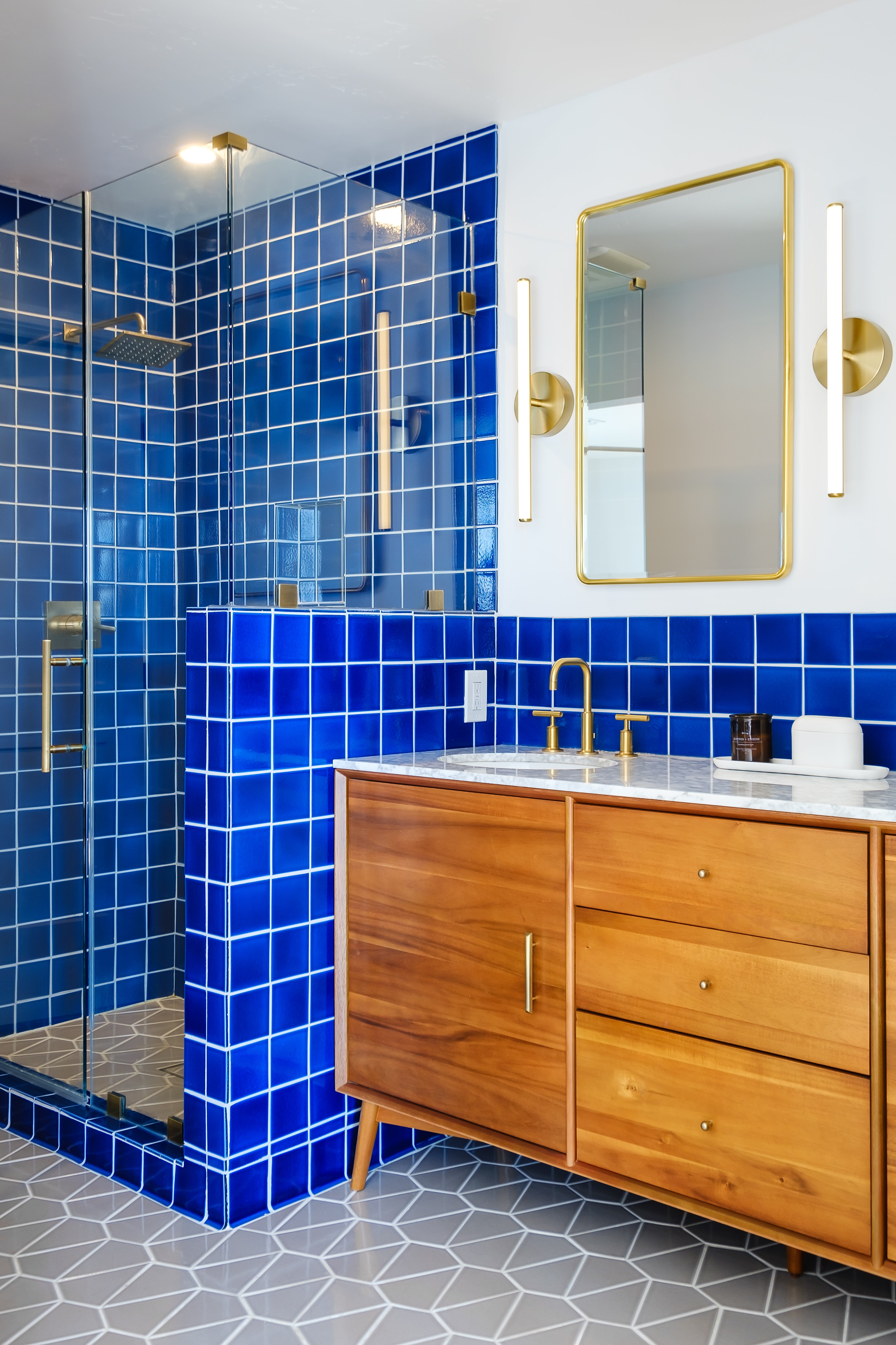 4x4 Original Ceramic Tile in Lake Tahoe Gloss